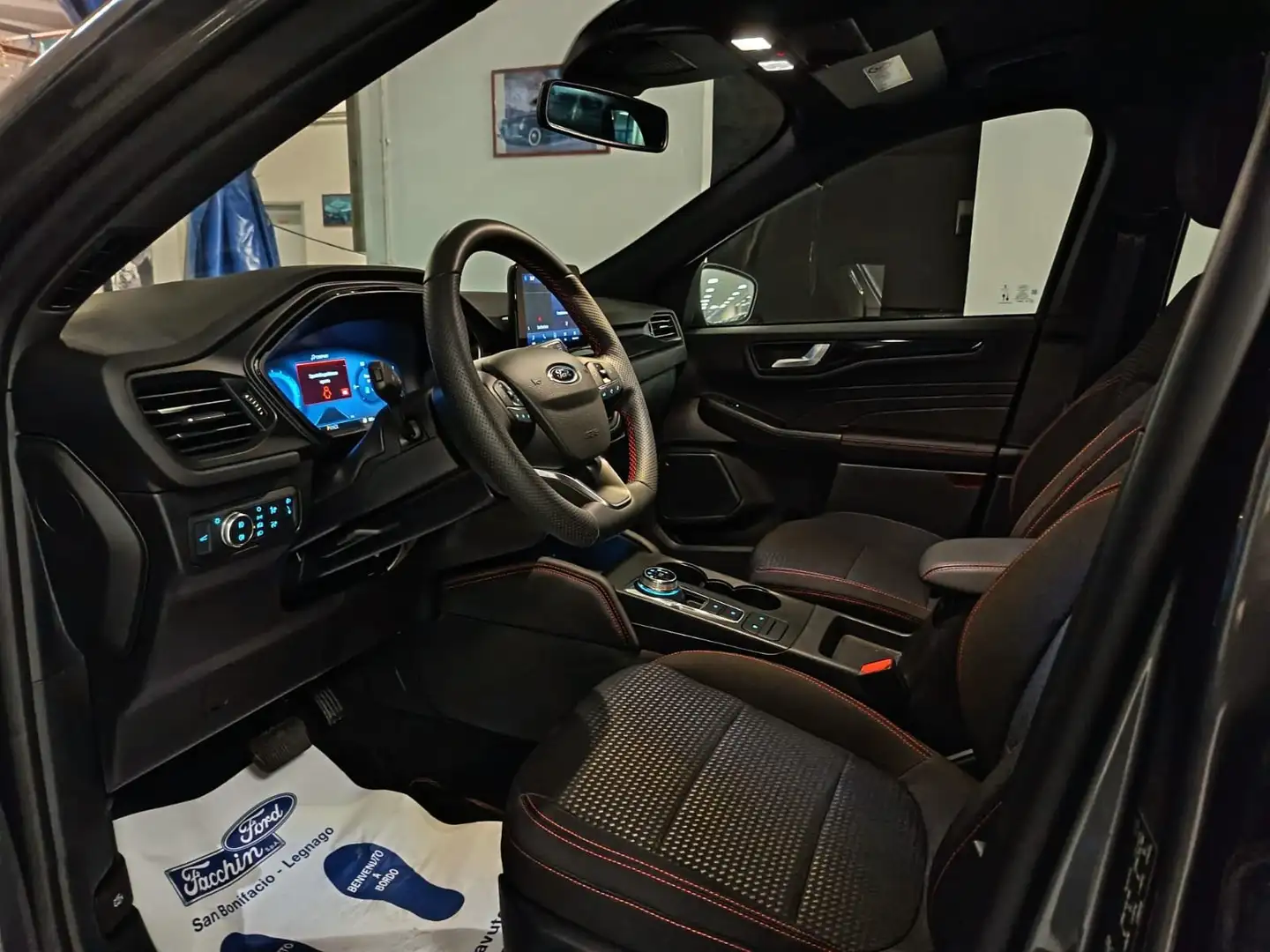 Ford Kuga 2.5 full hybrid ST-Line 2wd 190cv cvt Gris - 2