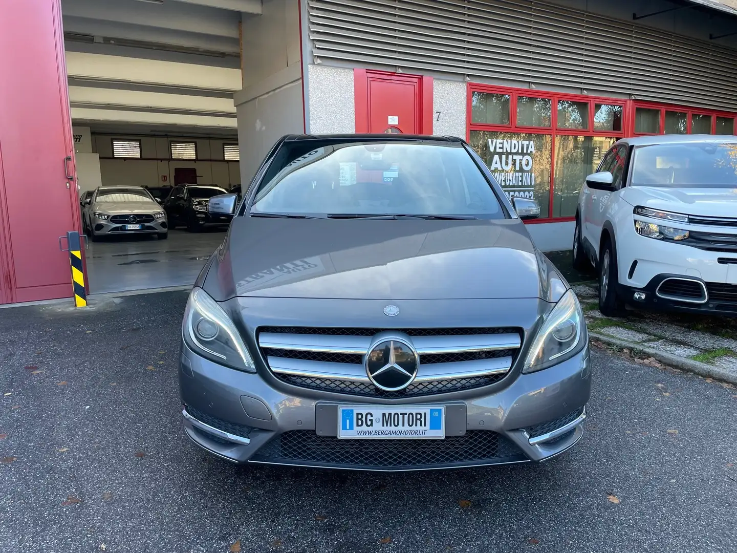 Mercedes-Benz B 180 Classe B 180 cdi  Premium tetto unipropr. ok neop. Grigio - 2
