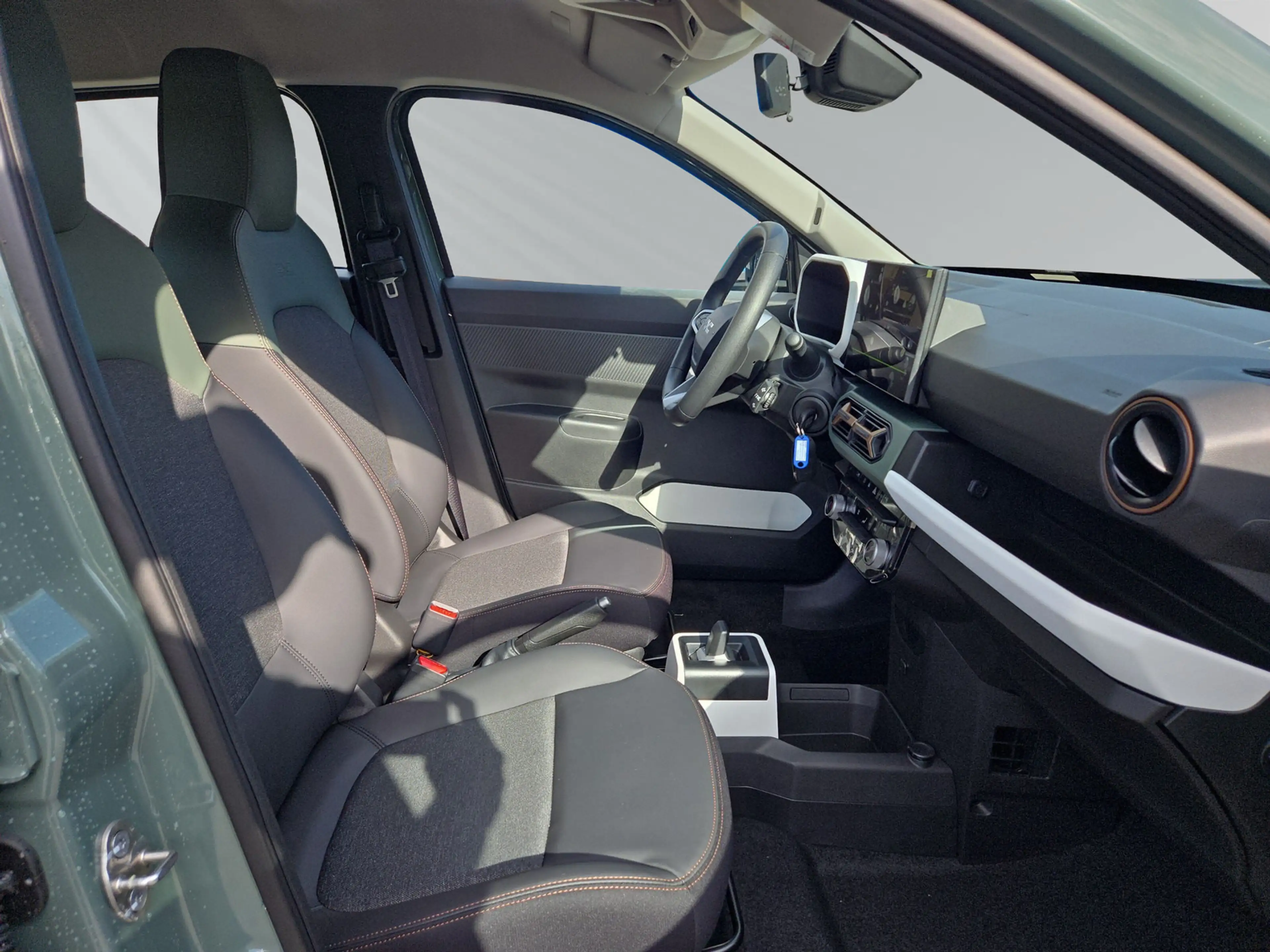 Dacia Spring Extreme electric 100 — photo 10