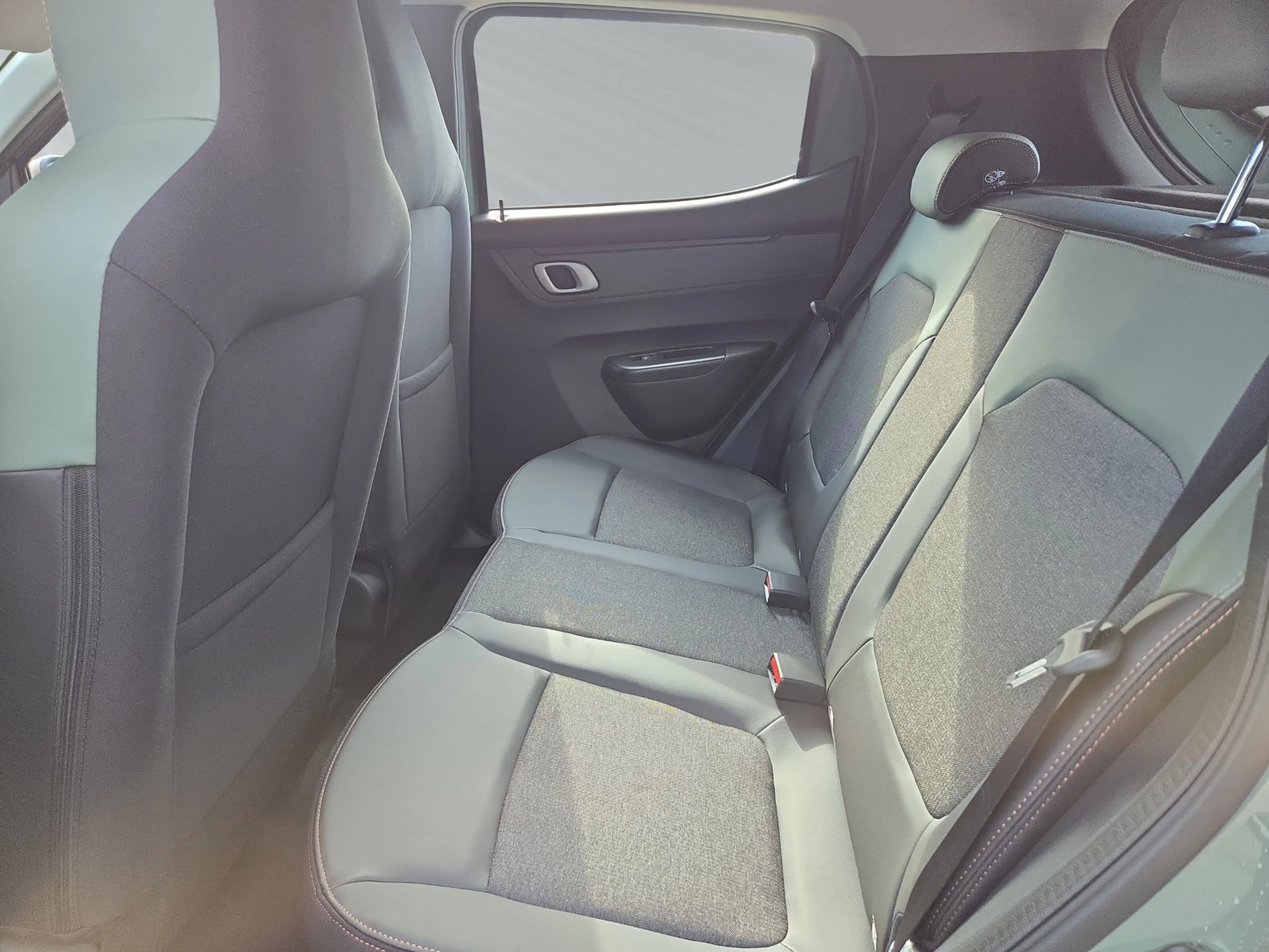 Dacia Spring Extreme electric 100 — photo 8
