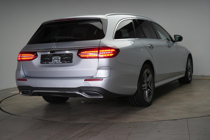 Mercedes-Benz E 300 de T 9G-Tronic AMG Distronic/Burmester/Pan — photo 4