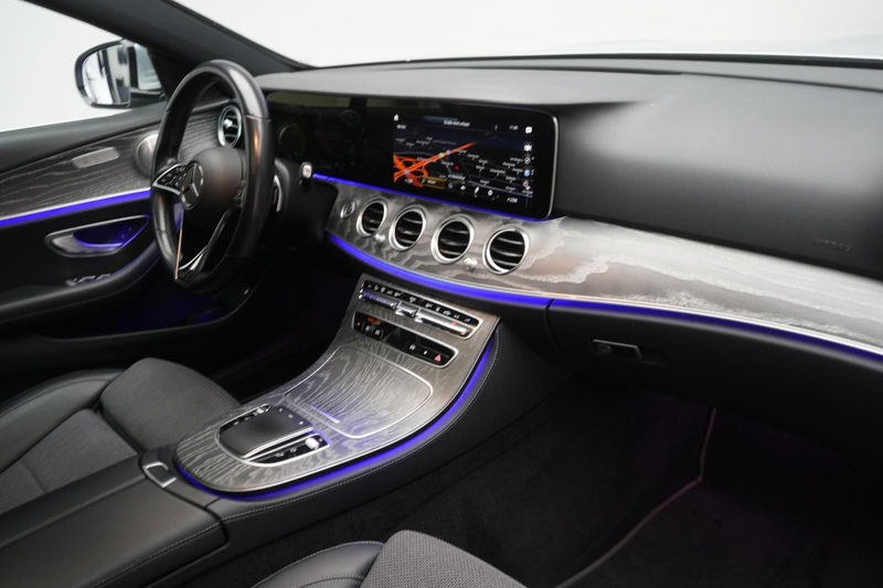 Mercedes-Benz E 300 de T 9G-Tronic AMG Distronic/Burmester/Pan — photo 7