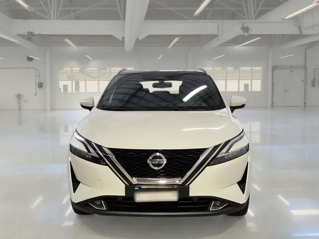 Nissan Qashqai view 2