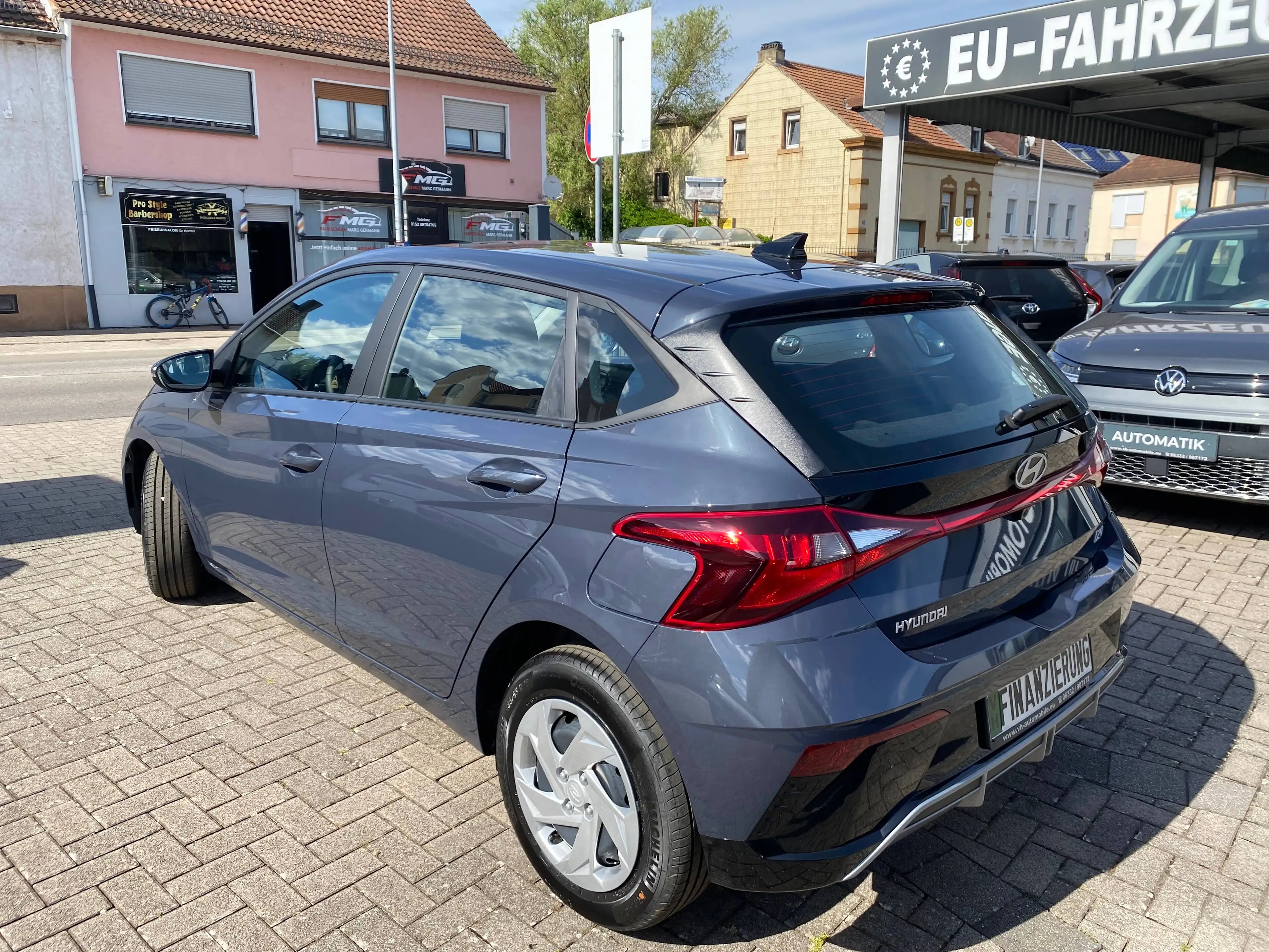 Hyundai i20 NAVIGATIONSSYSTEM RÜCKFAHRKAMERA Parksensoren hinten beheizbares Lenkrad Sitzheizung vorne — photo 5