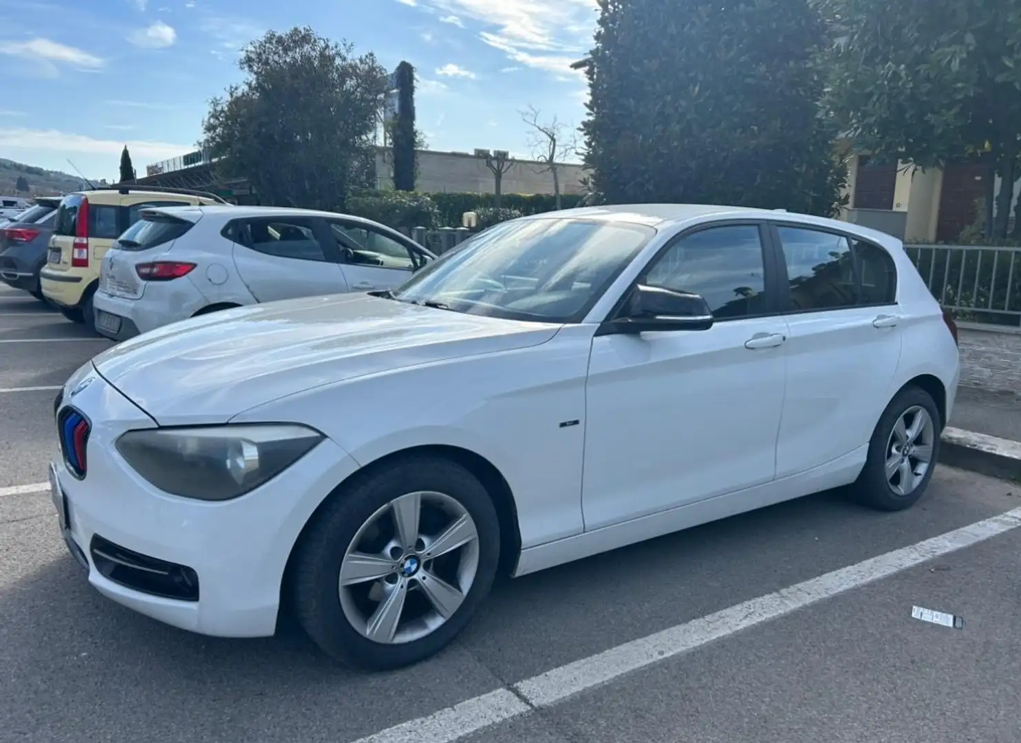 BMW 116 116d Sport Line OK per Neopatentati - 1