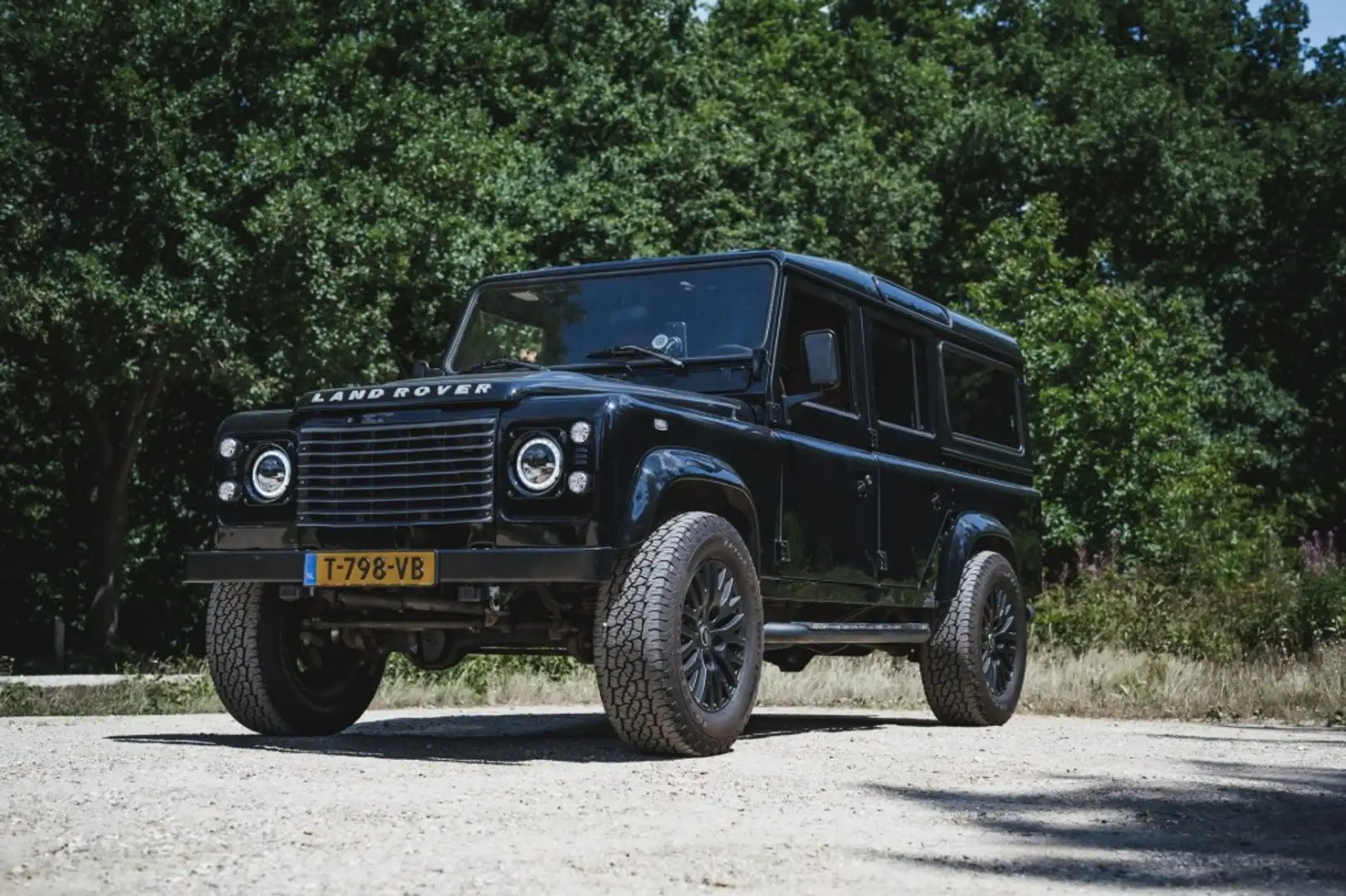Land Rover Defender 110 3,5L V8 COUNTRY Noir - 1