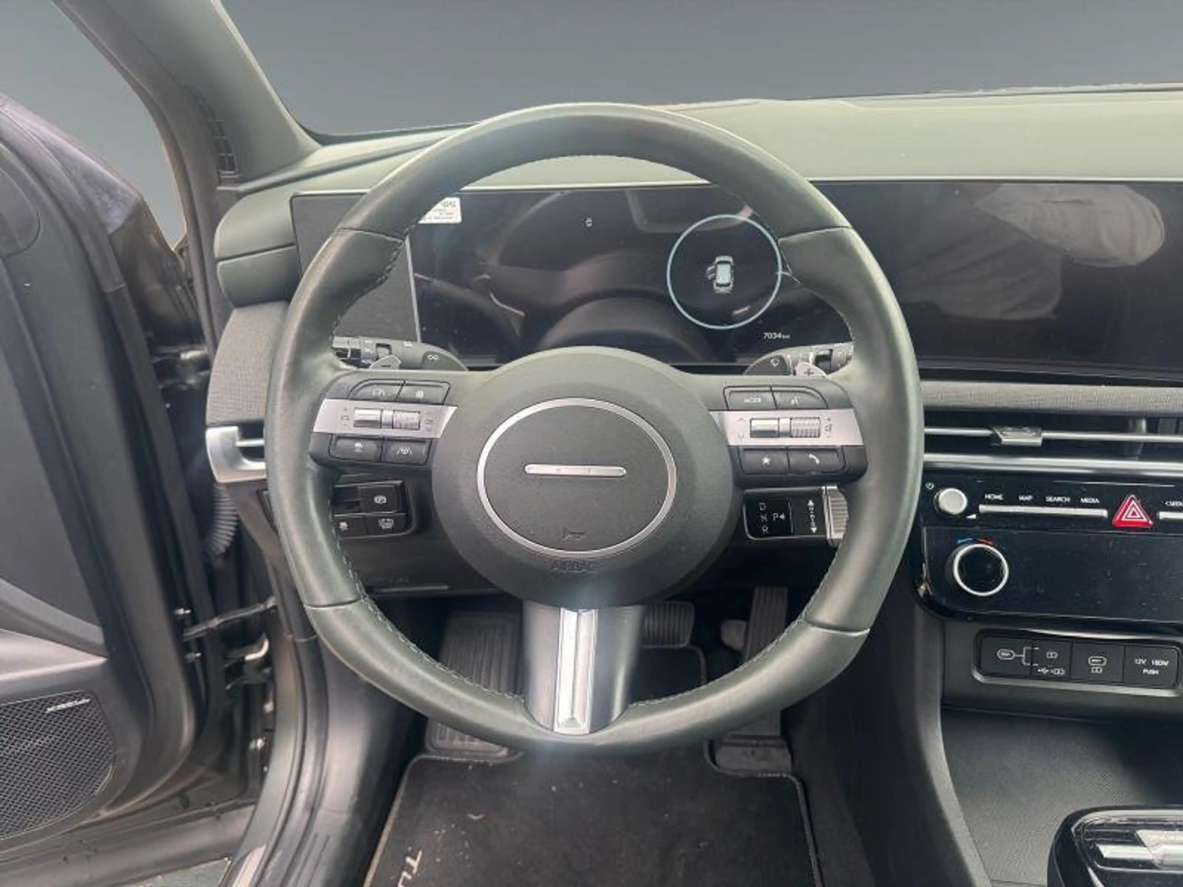 Hyundai TUCSON 1.6 T-GDi HEV Techno 5d 117kW — photo 12