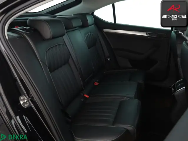 Skoda Superb view 13