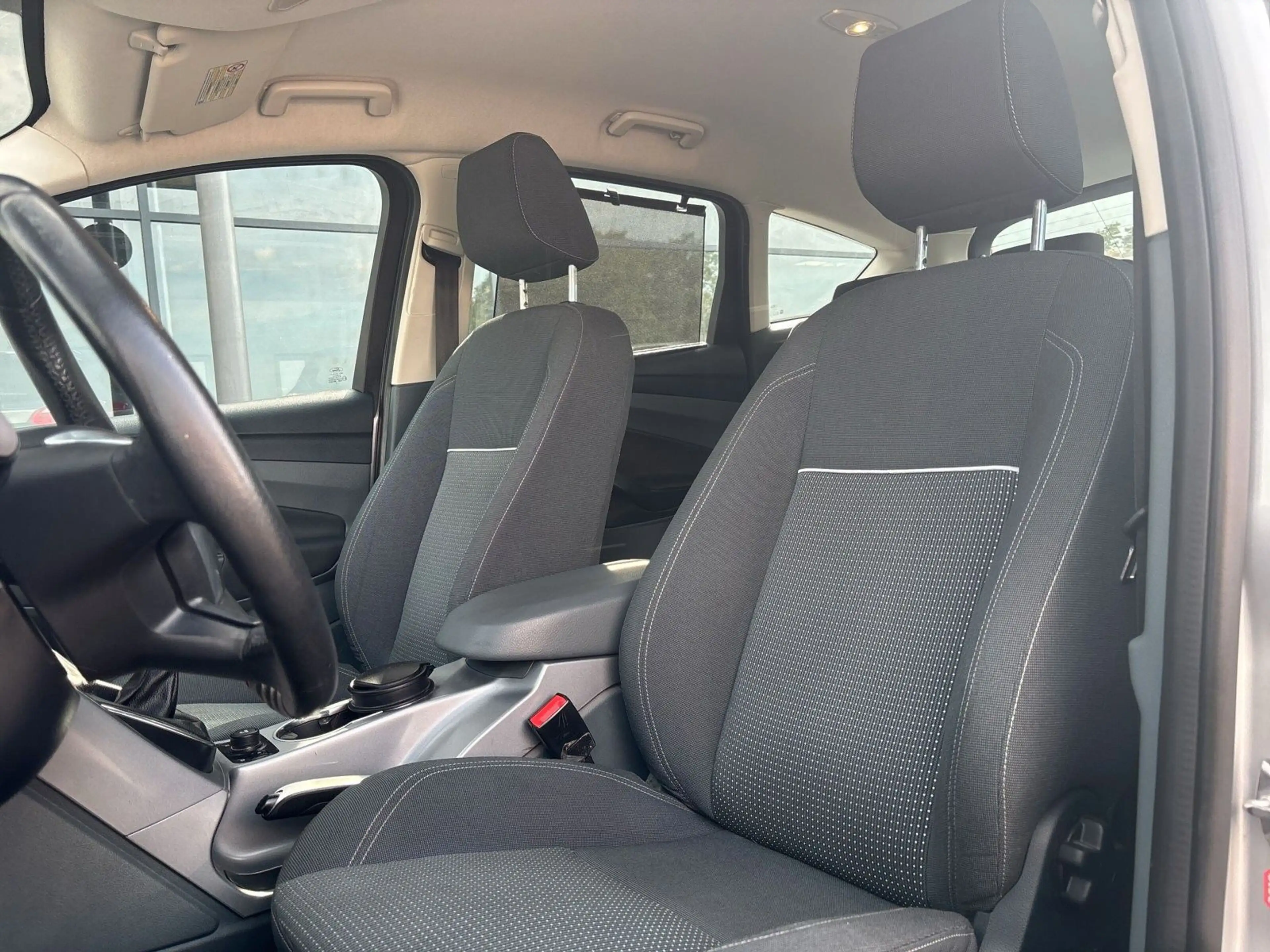 Ford C-Max Sync Edition Zahnriemen neu SHZ PDC AHK — photo 10