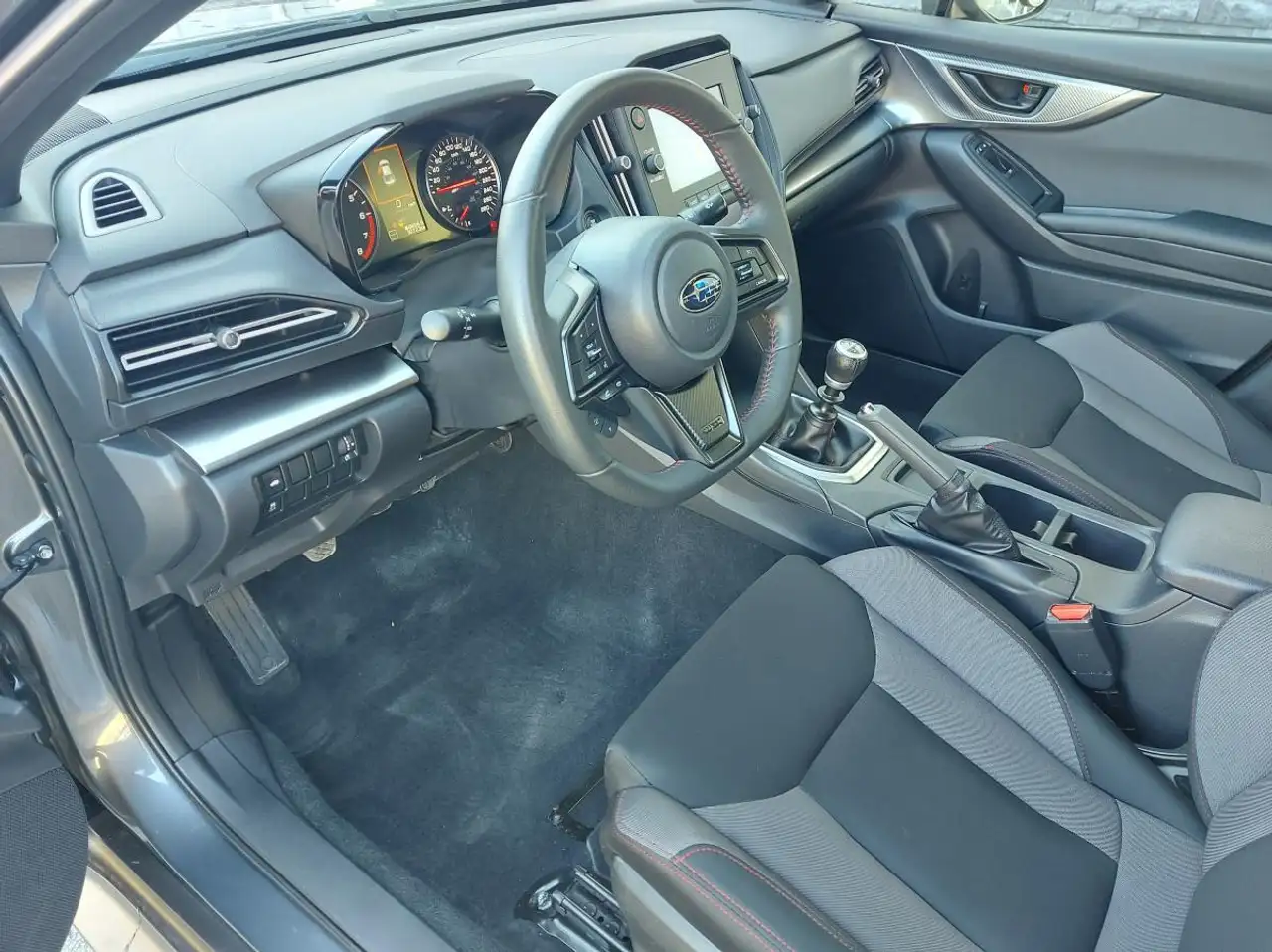 Subaru WRX снимка Subaru WRX