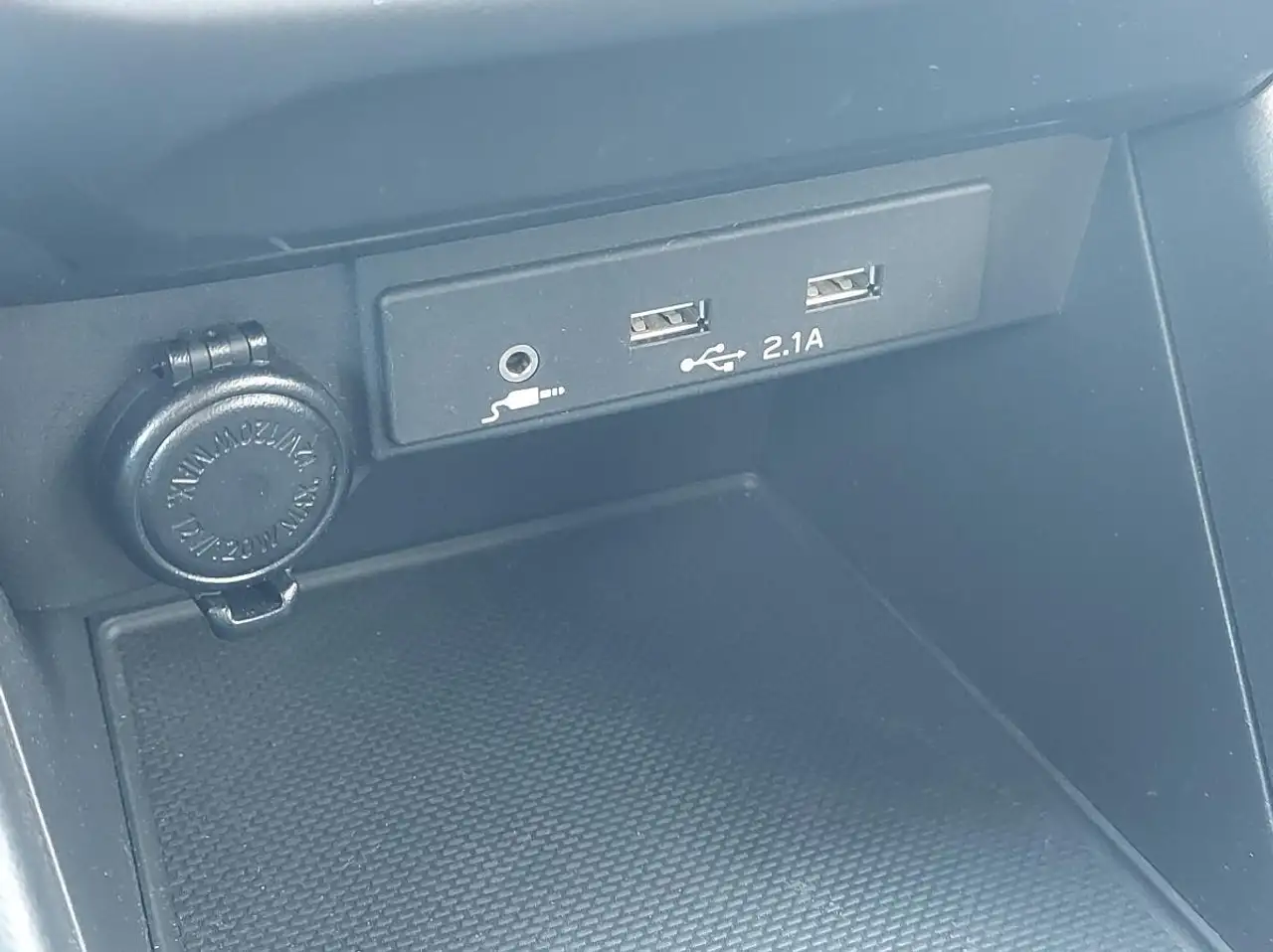 Subaru WRX снимка Subaru WRX