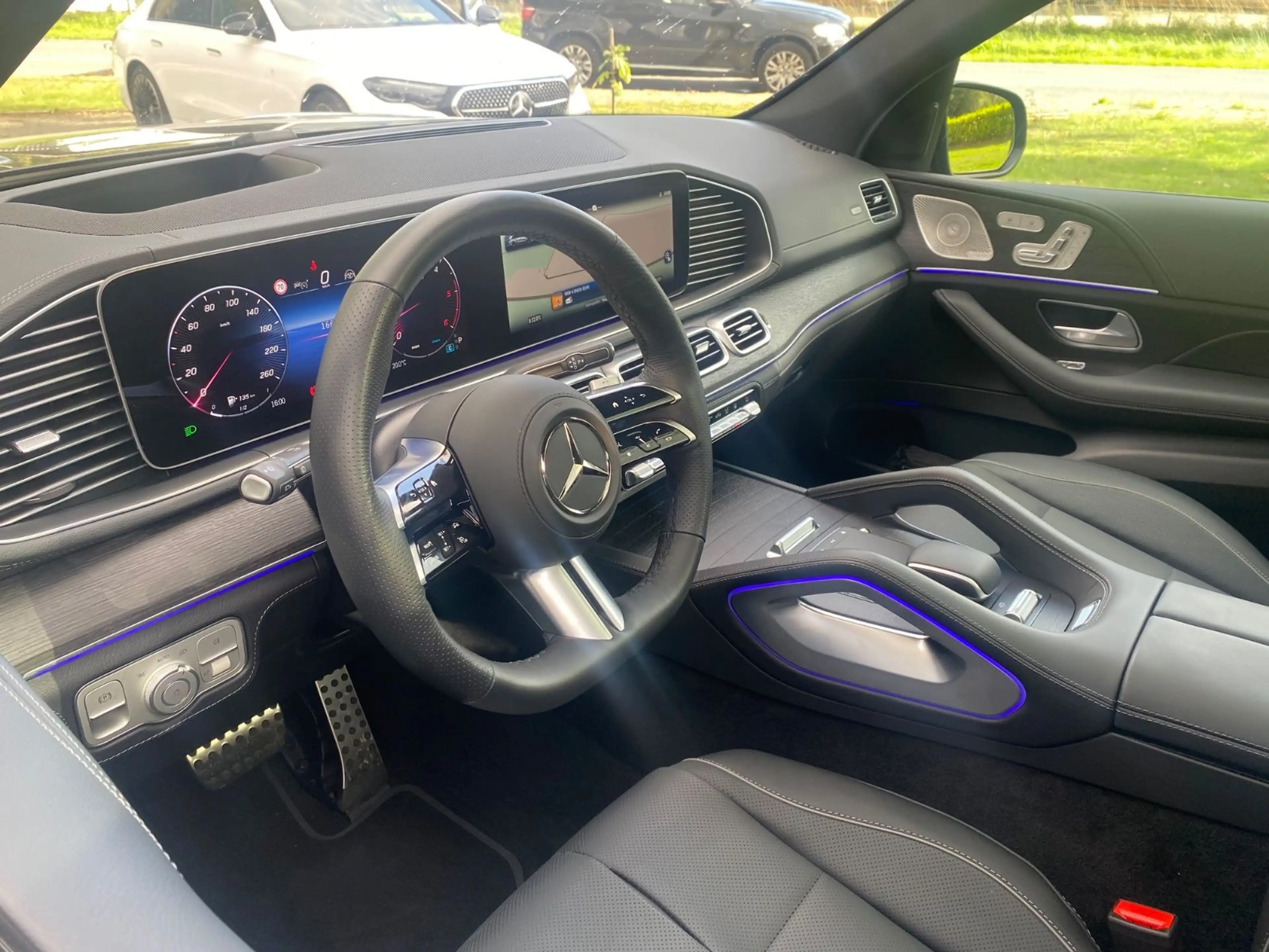 Mercedes-Benz GLS 450 d 4Matic/AMG-LINE/NIGHT/PANO/AHK — photo 9