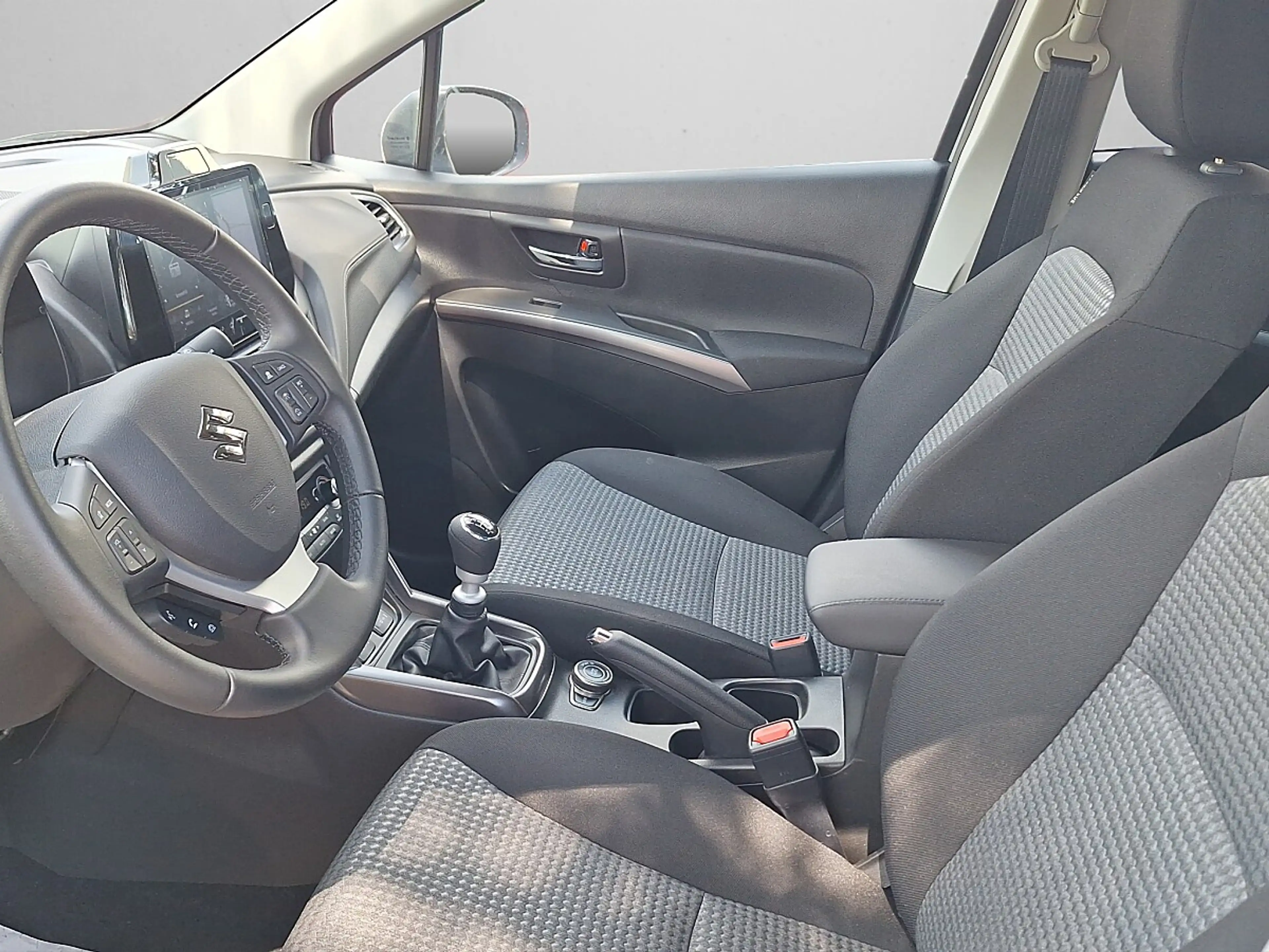 Suzuki S-Cross 1,4 Hybrid ALLGRIP shine — photo 9
