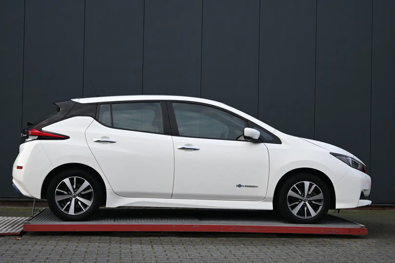 Nissan Leaf Acenta 40 kWh Blanc - 2