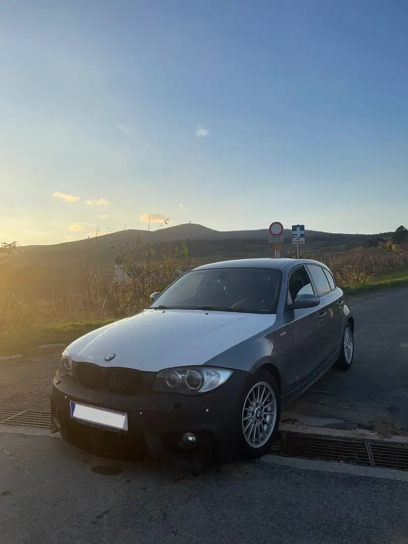 BMW 118 118d - 1