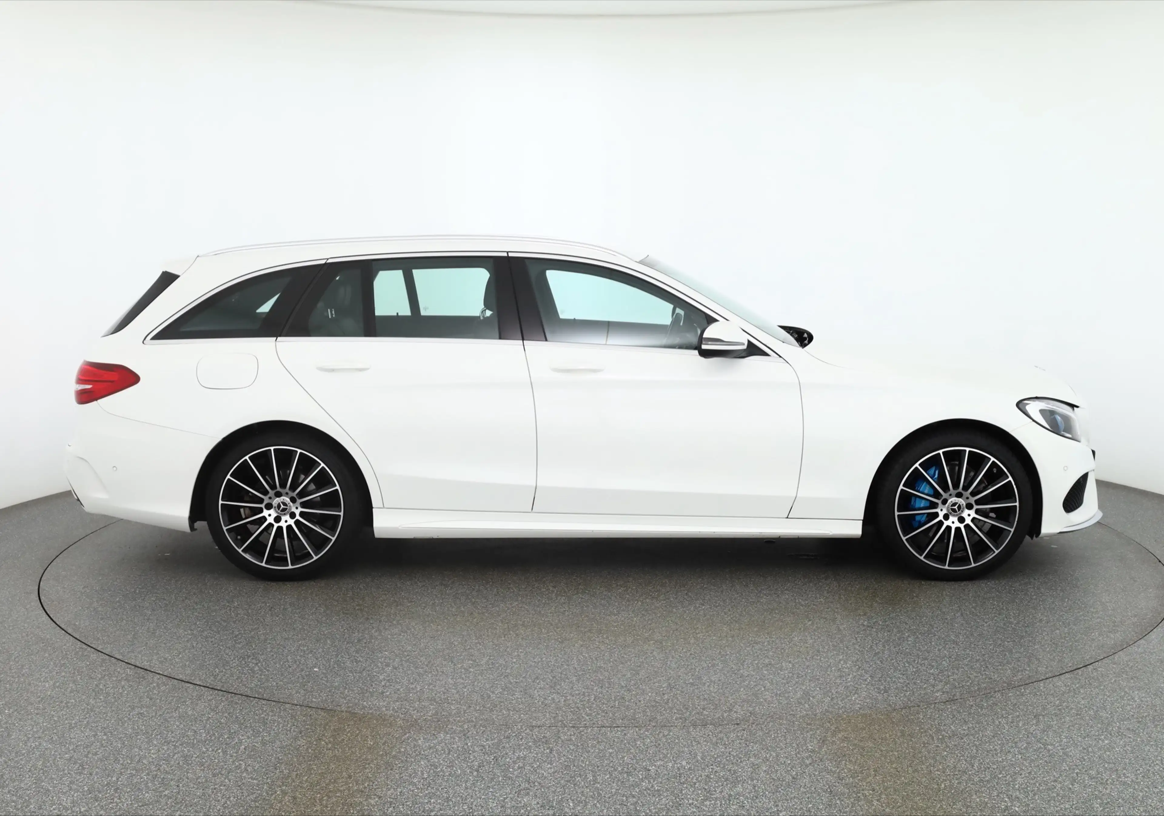 Mercedes-Benz C 350 C350 e T AMG Line LED Navi Leder AHK Sitzheizung — photo 6