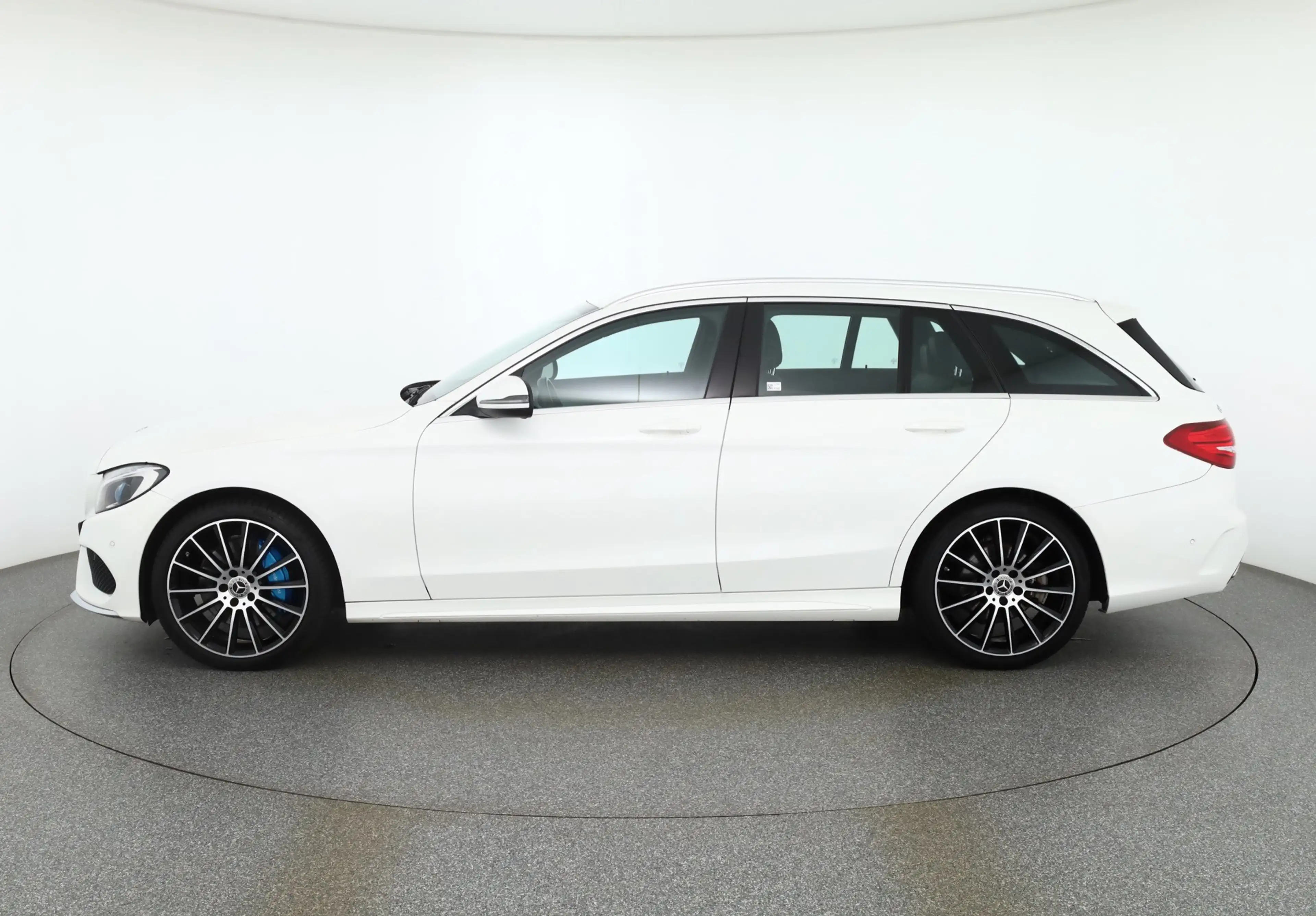 Mercedes-Benz C 350 C350 e T AMG Line LED Navi Leder AHK Sitzheizung — photo 2