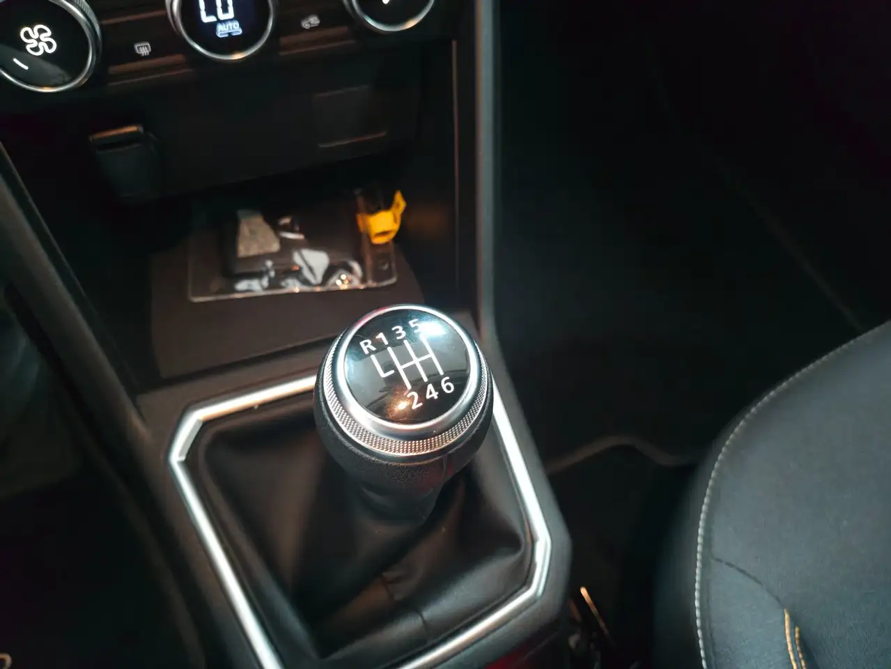 Dacia Sandero 1.0 tce Comfort SL DaciaPlus Eco-g 100cv, миниатюра 5