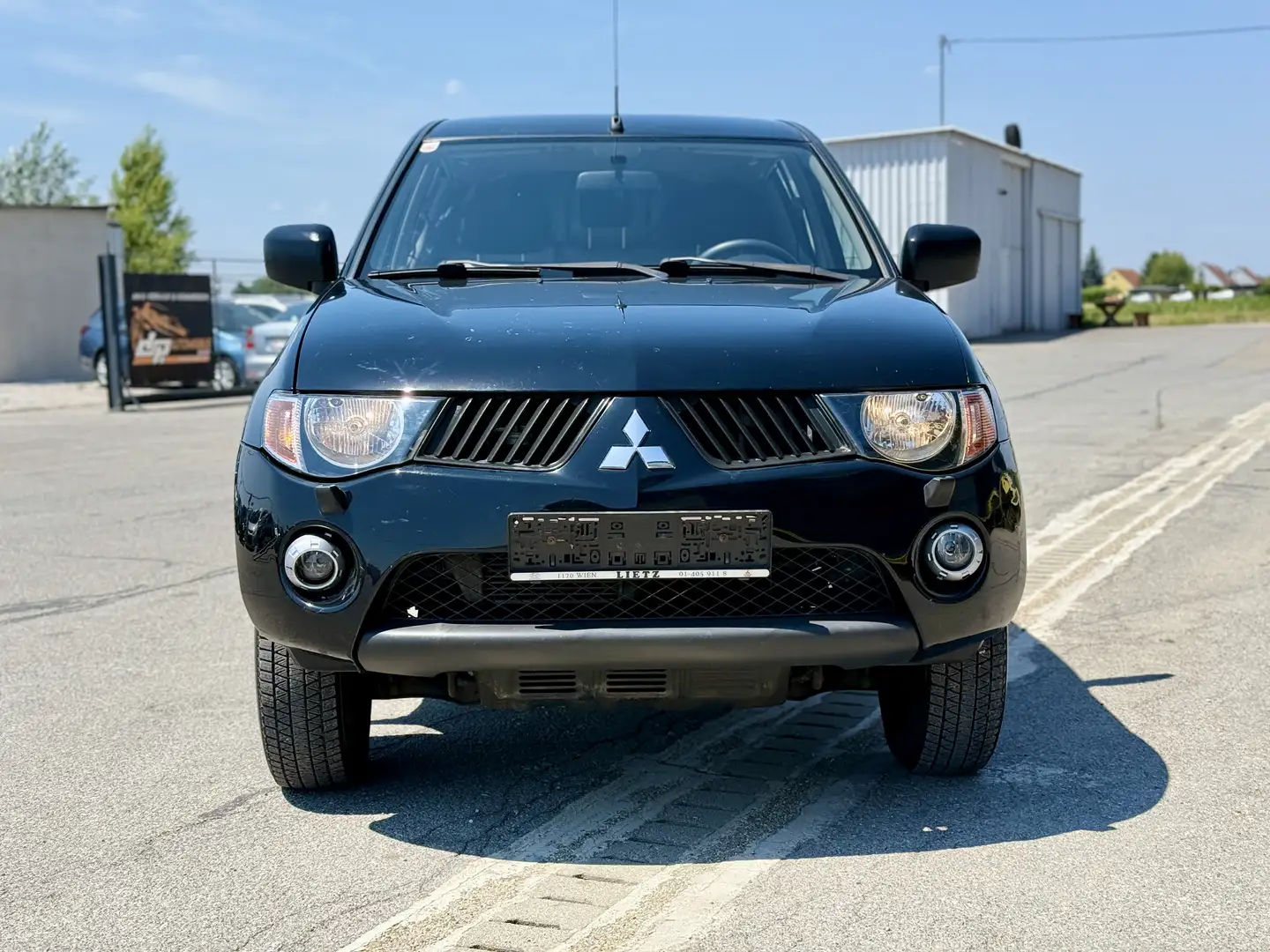 Mitsubishi L200 2,5 DID DK Hardtop * Pickerl bis 01/2026 * Schwarz - 2
