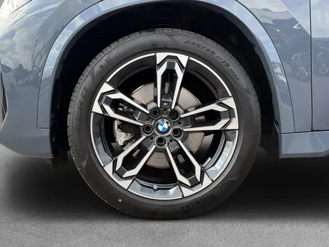 BMW X1 view 7