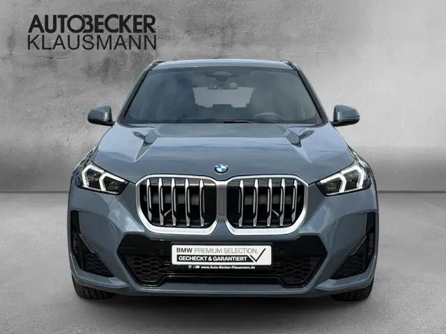 BMW X1 view 5