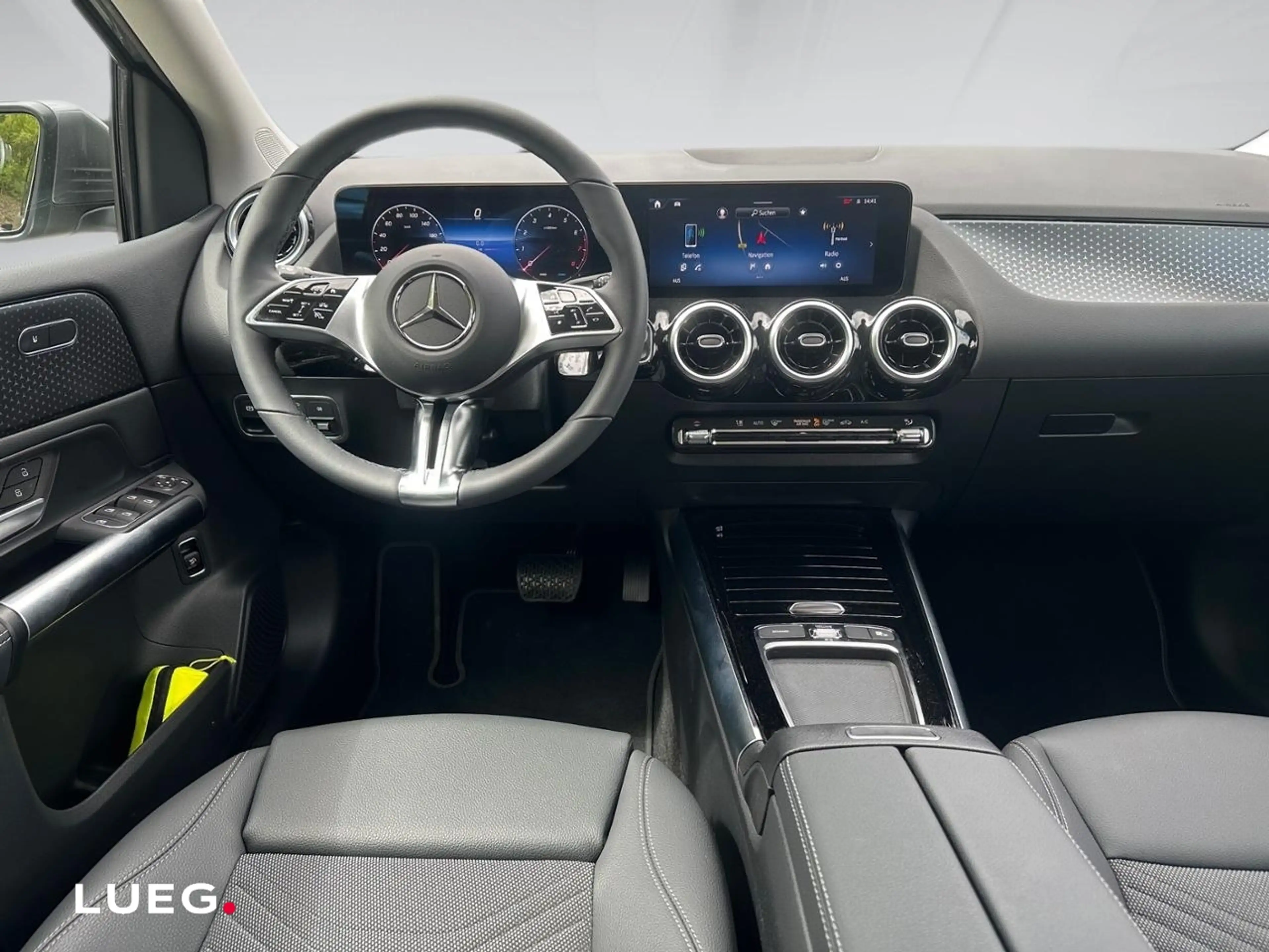 Mercedes-Benz B 180 PROGRESSIVE+RÜCKFK+LENKRHZG+EL HECKKL+LED — photo 11