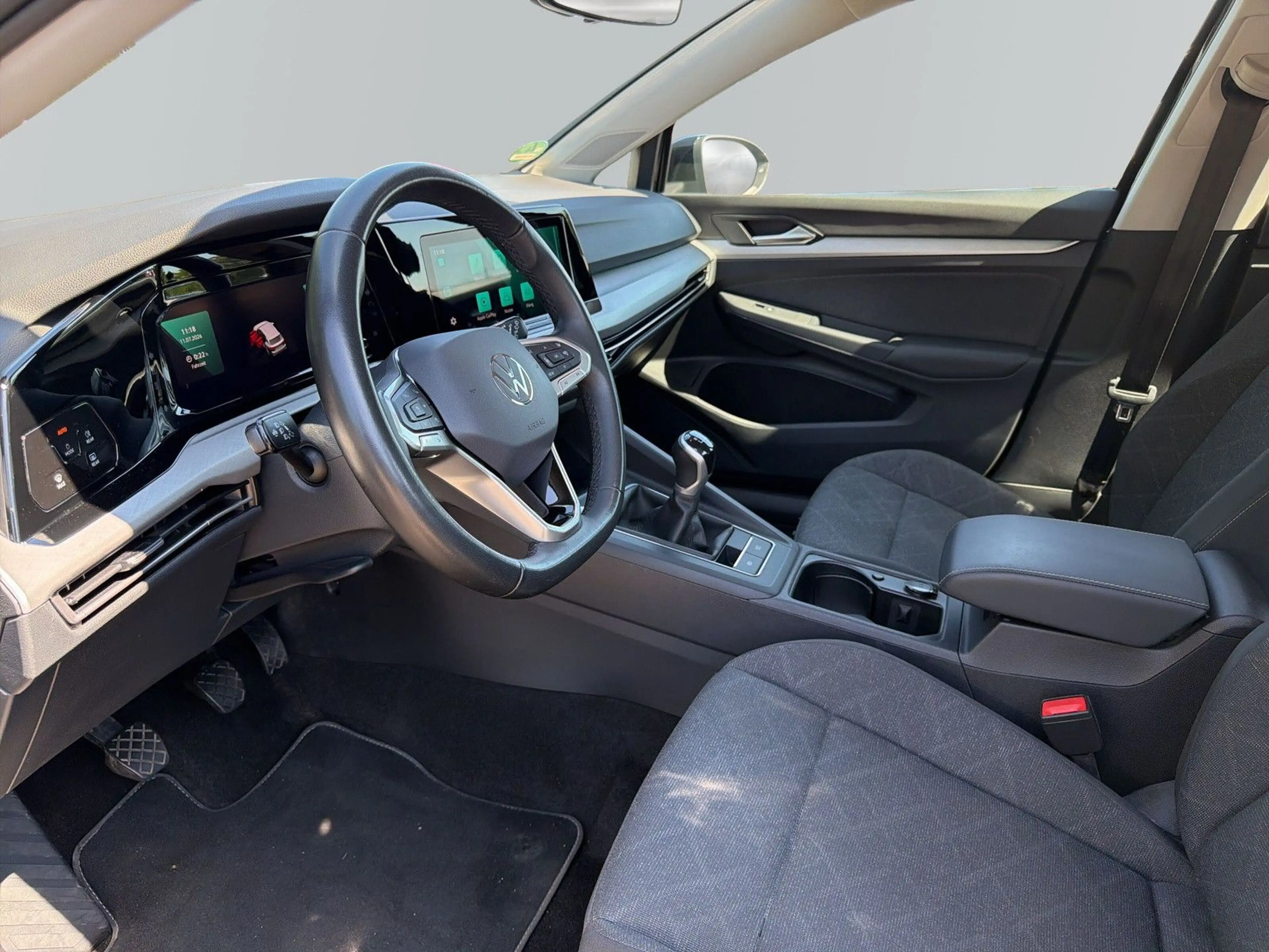 Volkswagen Golf VIII Variant Life*AHK*ACC*CARPLAY*BEH.LENK — photo 7