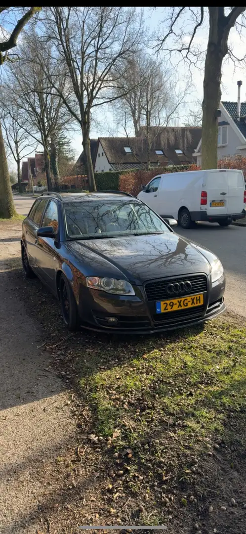 Audi A4 2.0 TFSI Advance automaat Grijs - 1