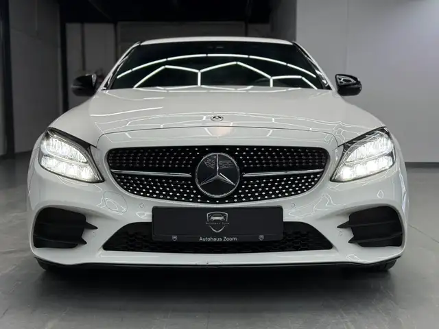 Mercedes-Benz C-Class view 21