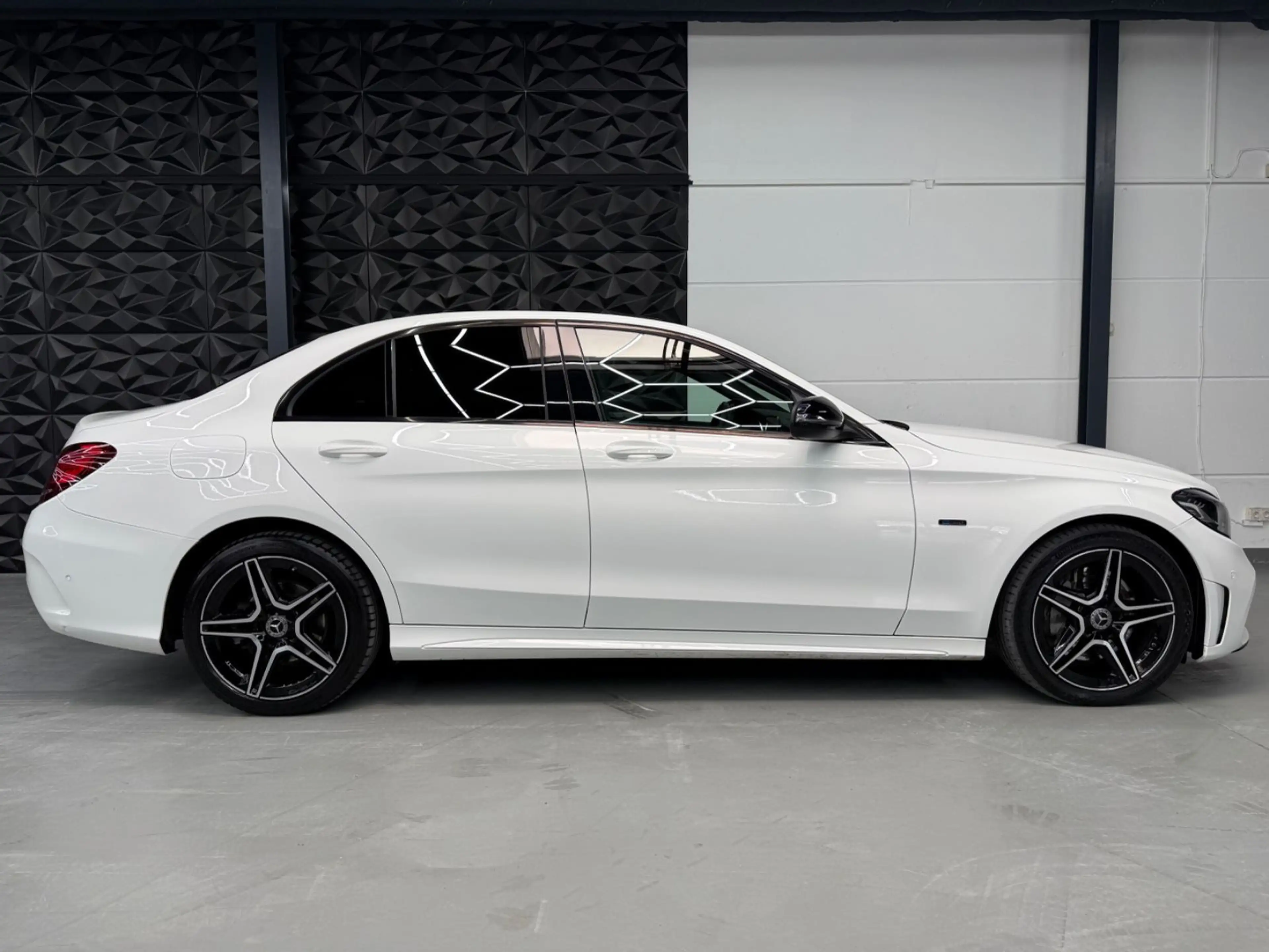 Mercedes-Benz C 300 de AMG Night 1.HD*ACC*KAMERA*CARPLAY*AHK — photo 15
