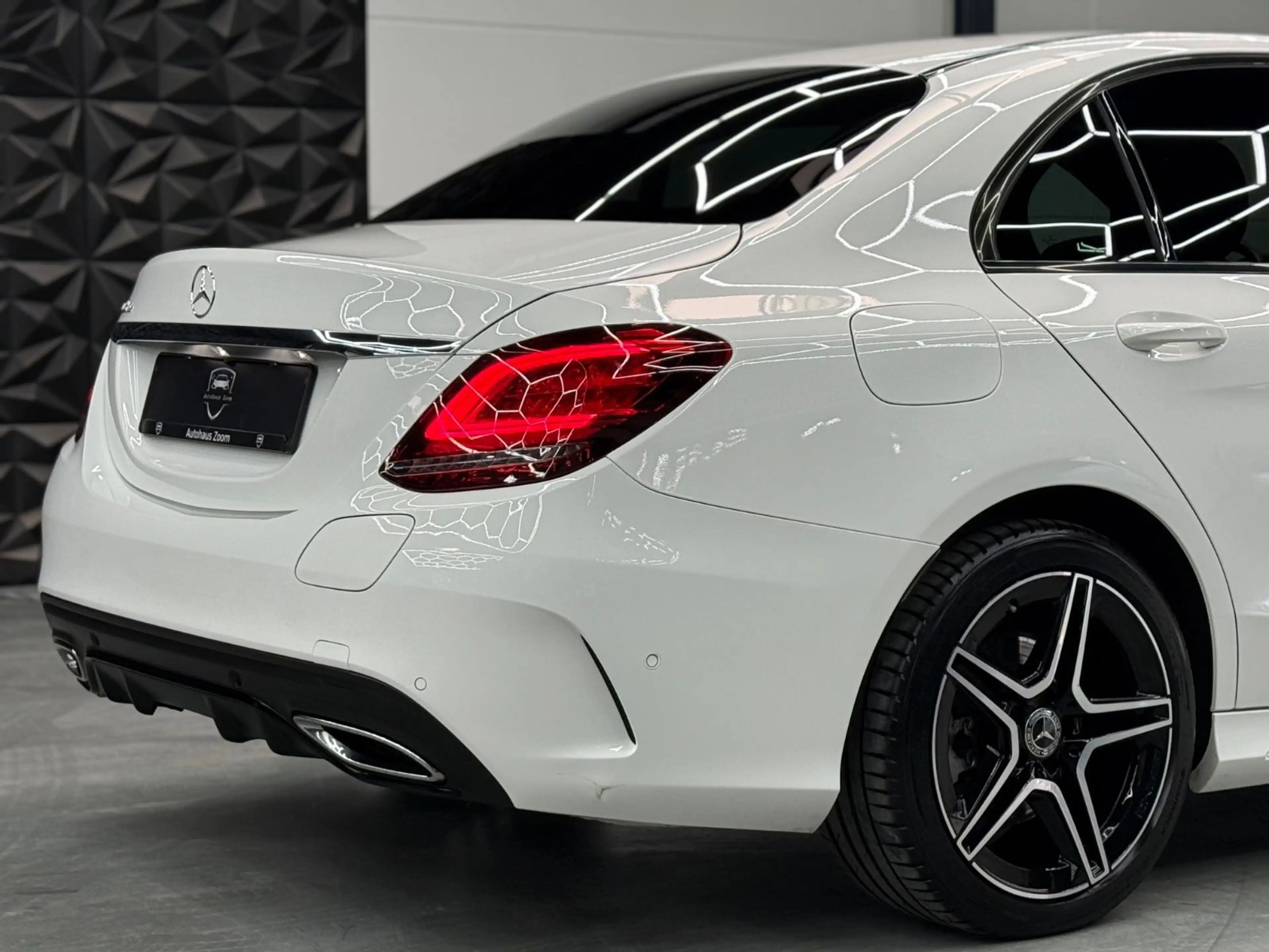Mercedes-Benz C 300 de AMG Night 1.HD*ACC*KAMERA*CARPLAY*AHK — photo 14