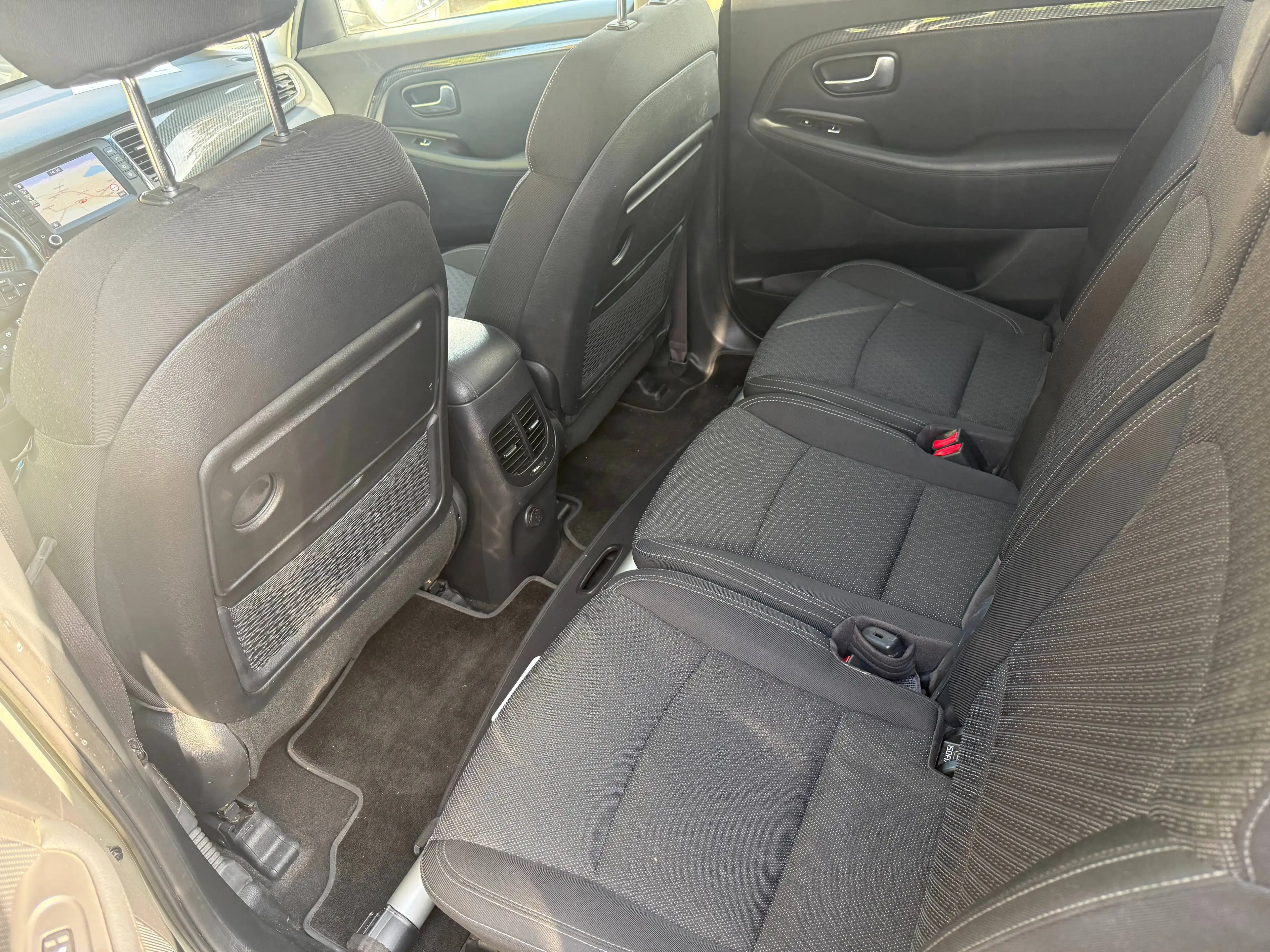 Kia Carens Carens Diesel 1.7 CRDi 141 ISG Spirit.7Sitzer — photo 8
