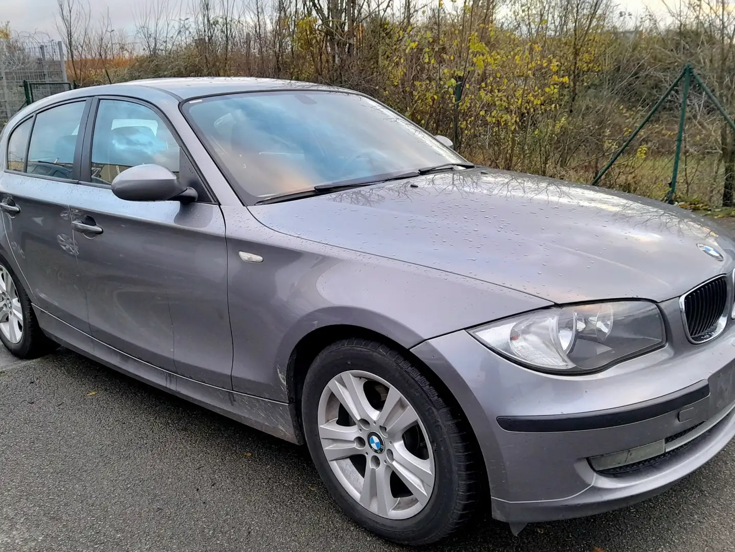BMW 118 D euro 5 airco electr ja alu 5 portes km autoroute Gris - 2