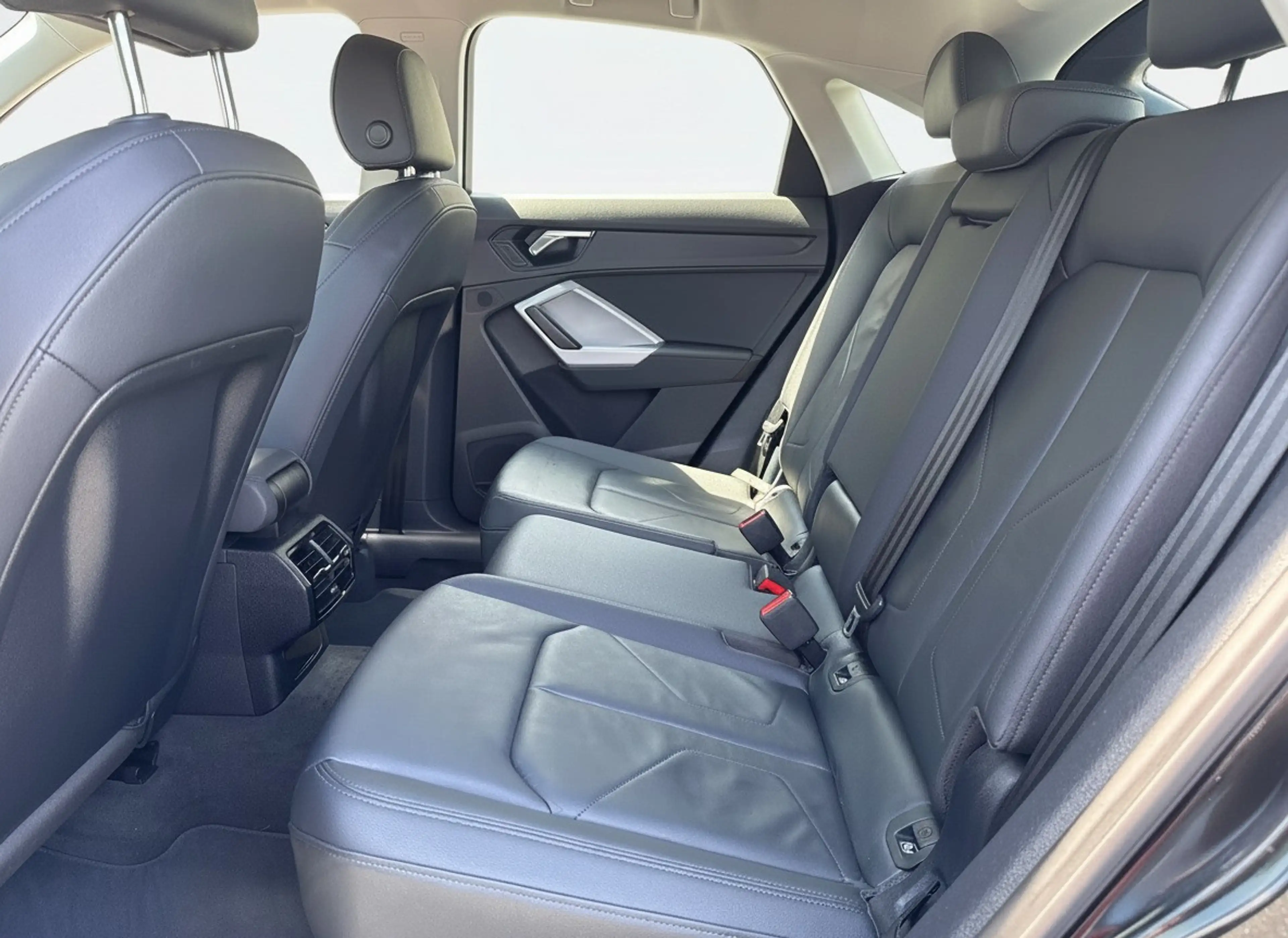 Audi Q3 Sportback 45 TFSI e 245PK BUSINESS EDITION PHEV LE — photo 14