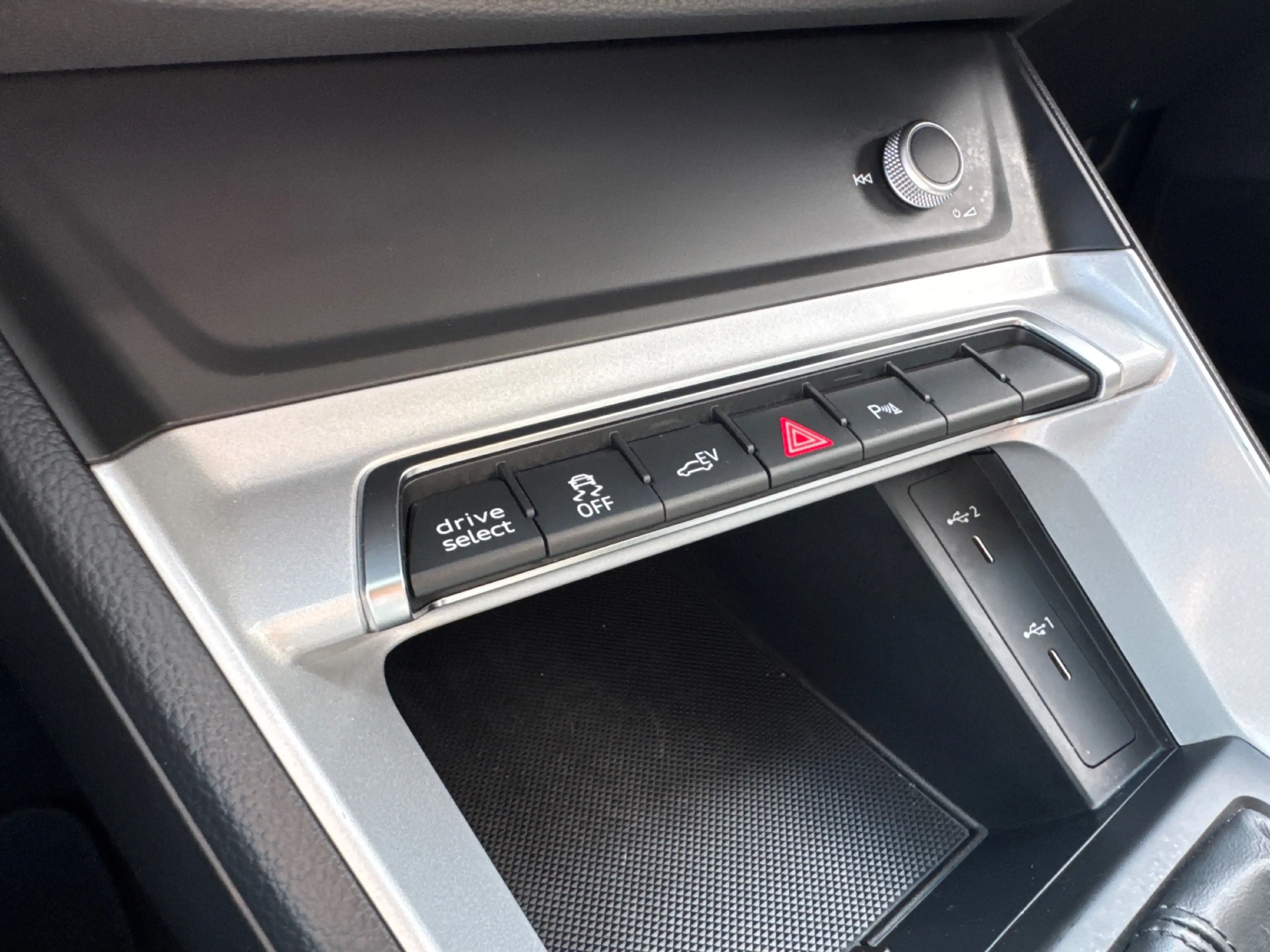 Audi Q3 Sportback 45 TFSI e 245PK BUSINESS EDITION PHEV LE — photo 28