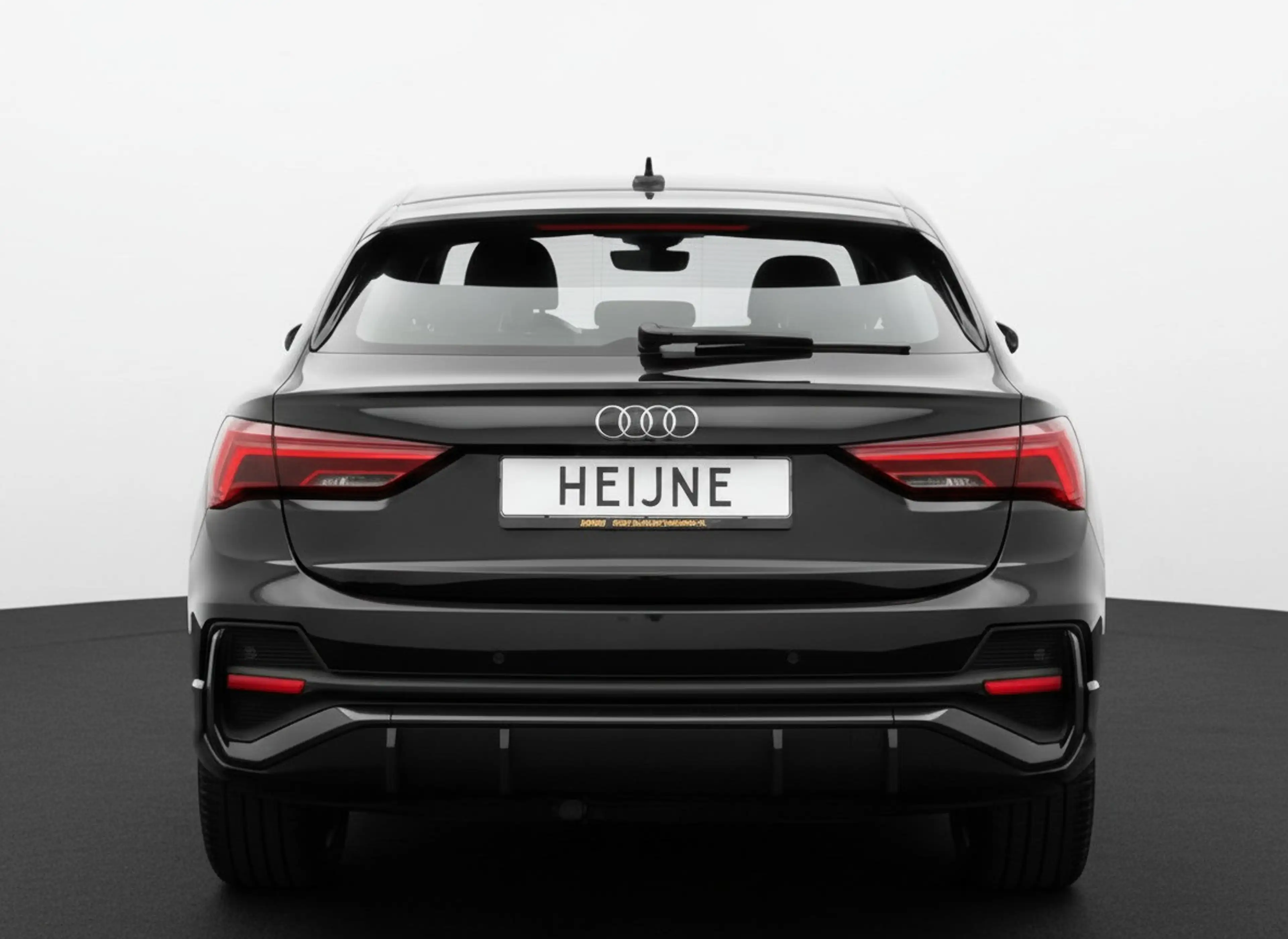 Audi Q3 Sportback 45 TFSI e 245PK BUSINESS EDITION PHEV LE — photo 7