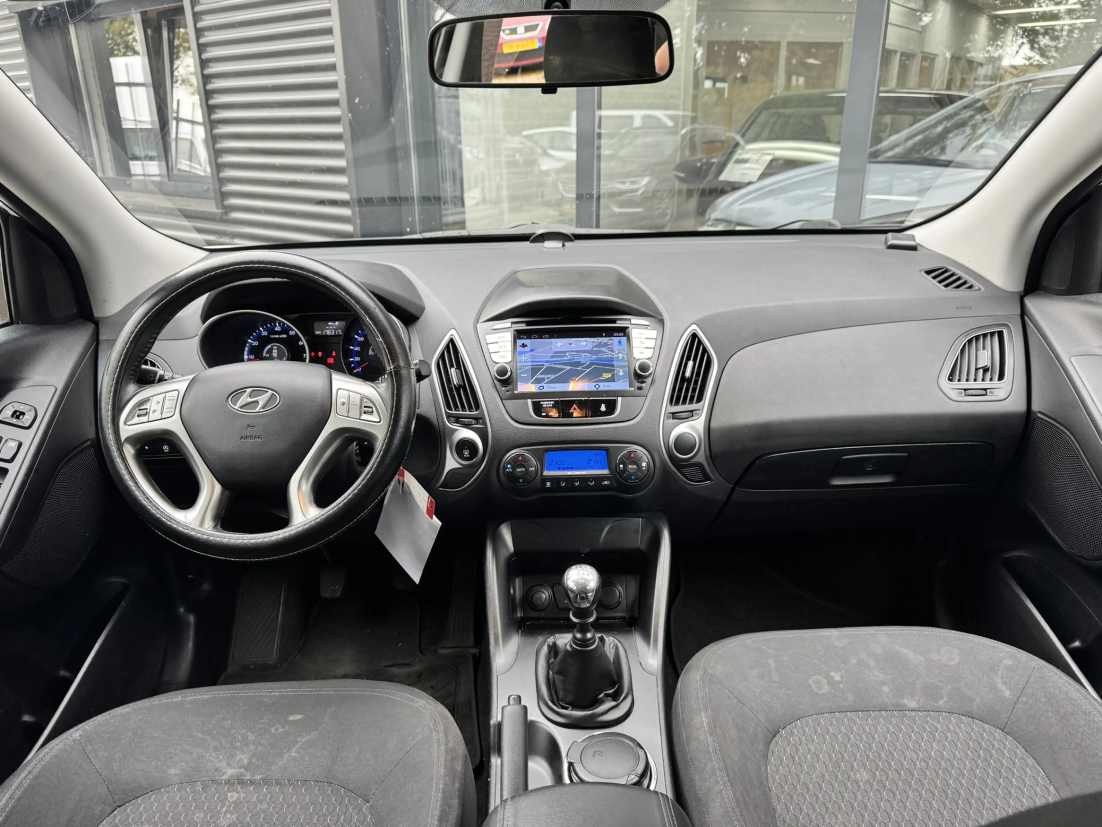 Hyundai iX35 1.6i GDI Dynamic*Navi*ECC*EXPORT/EX.BPM* — photo 6