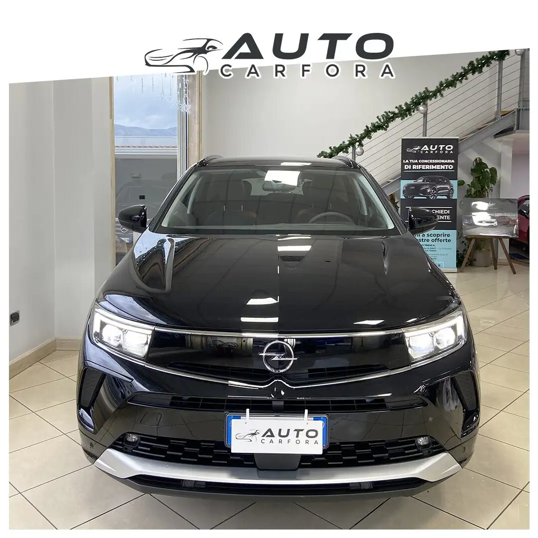 Opel Grandland 1.5 diesel Ecotec aut. Ultimate Schwarz - 2