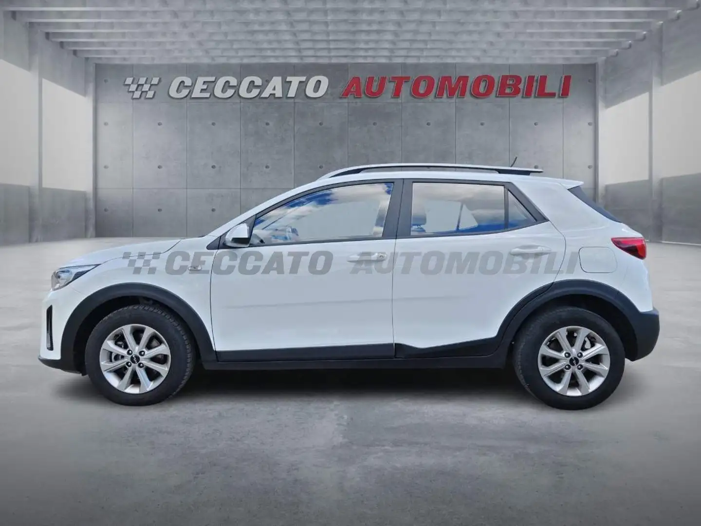 Kia Stonic Stonic 1.2 dpi Urban 84cv Bianco - 2