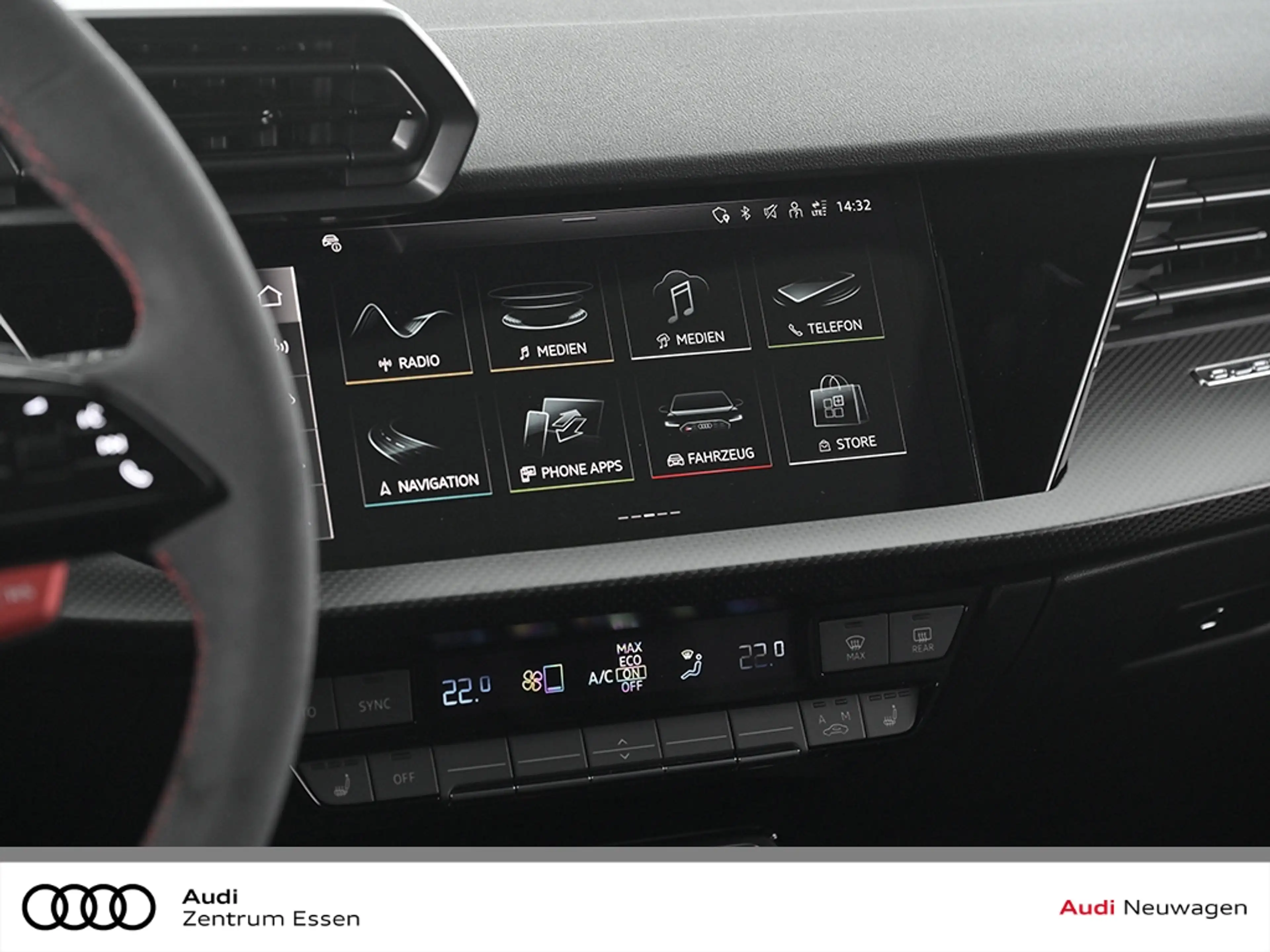 Audi RS3 SPORTBACK MATRIX LED NAVI PANO SONOS — photo 14