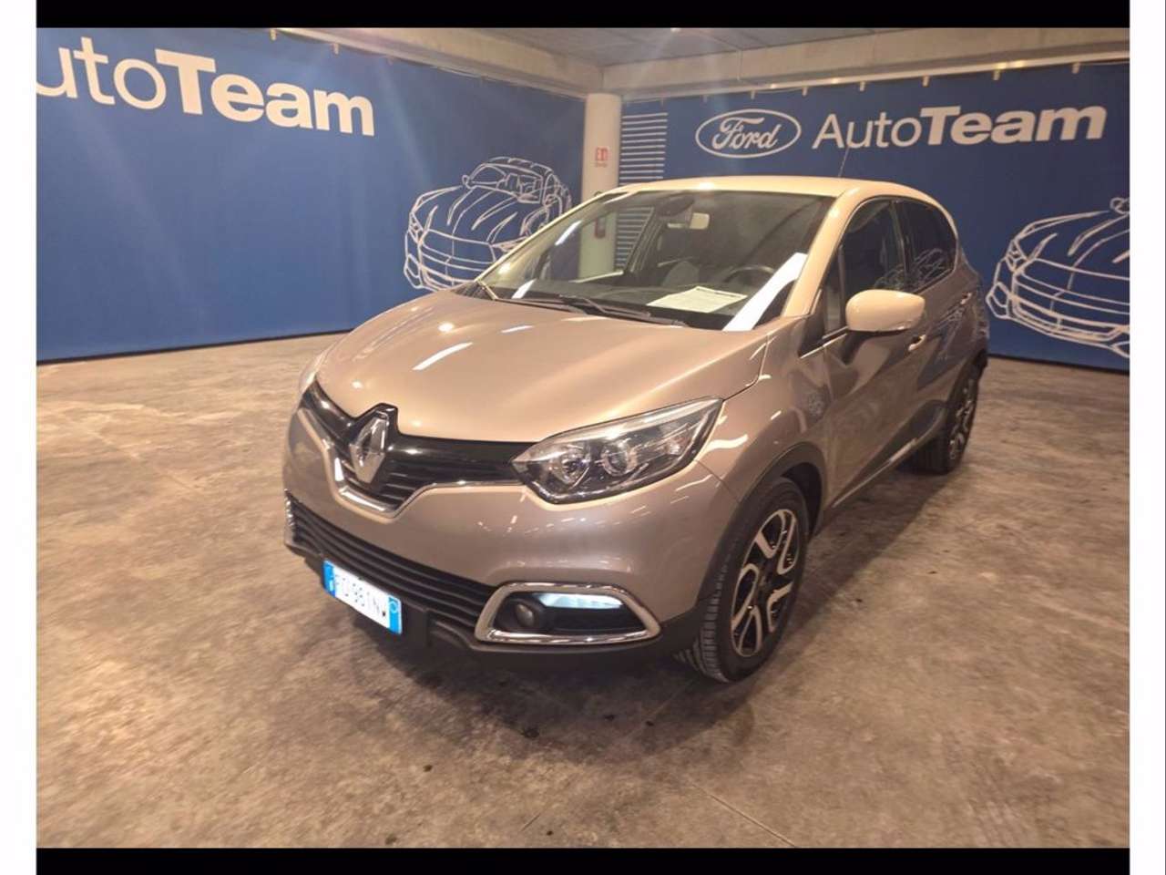 Renault Captur 1.5 dci intens (energy r-link) 90cv e6