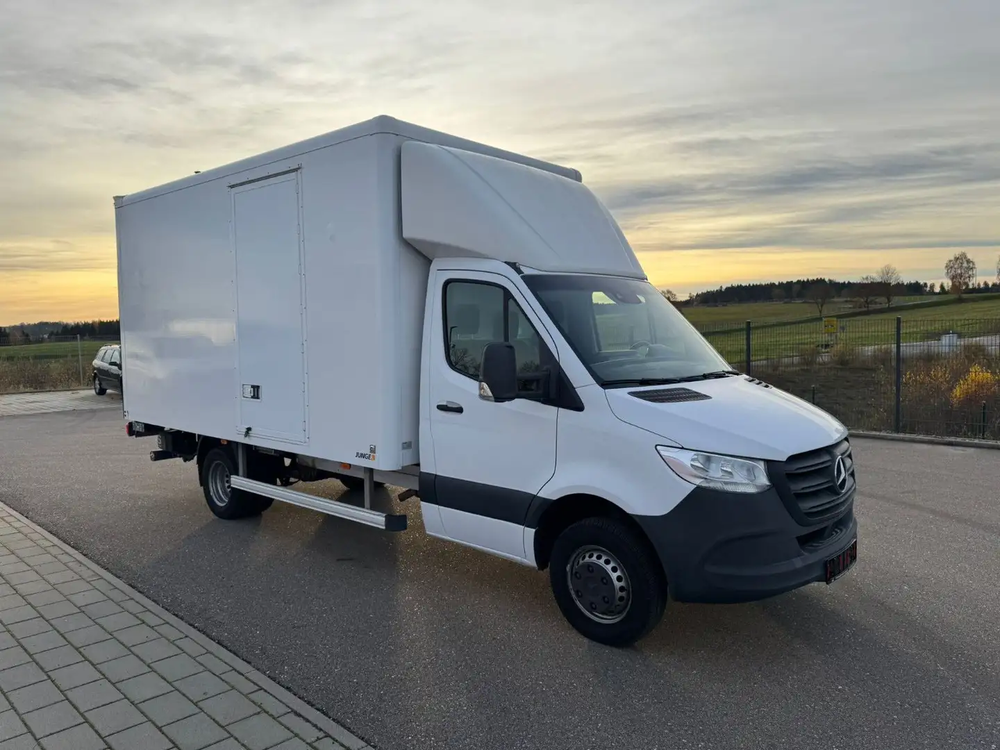 Mercedes-Benz Sprinter 516 CDI Maxi Koffer LBW AHK Klima Weiß - 2