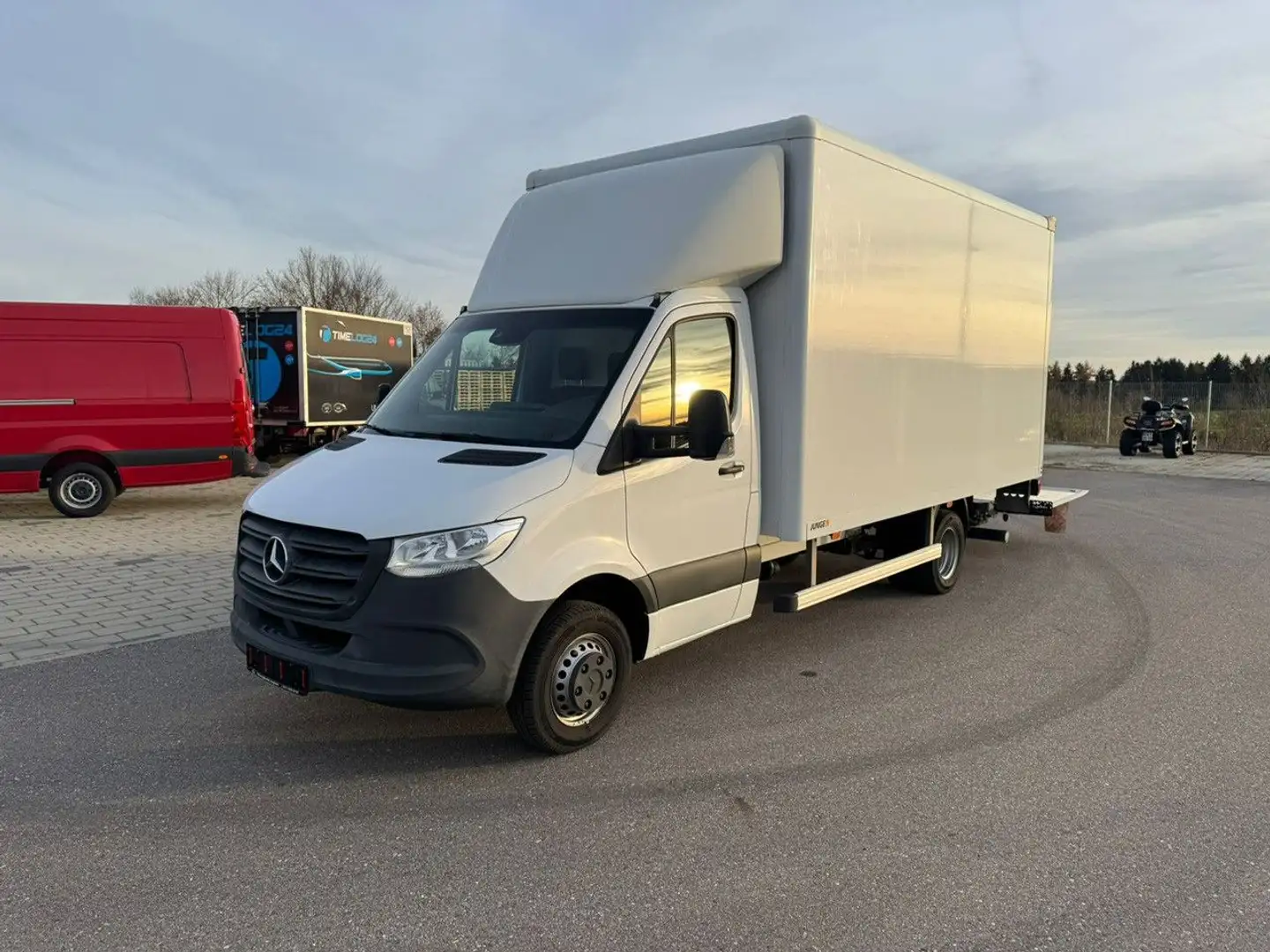 Mercedes-Benz Sprinter 516 CDI Maxi Koffer LBW AHK Klima Weiß - 1