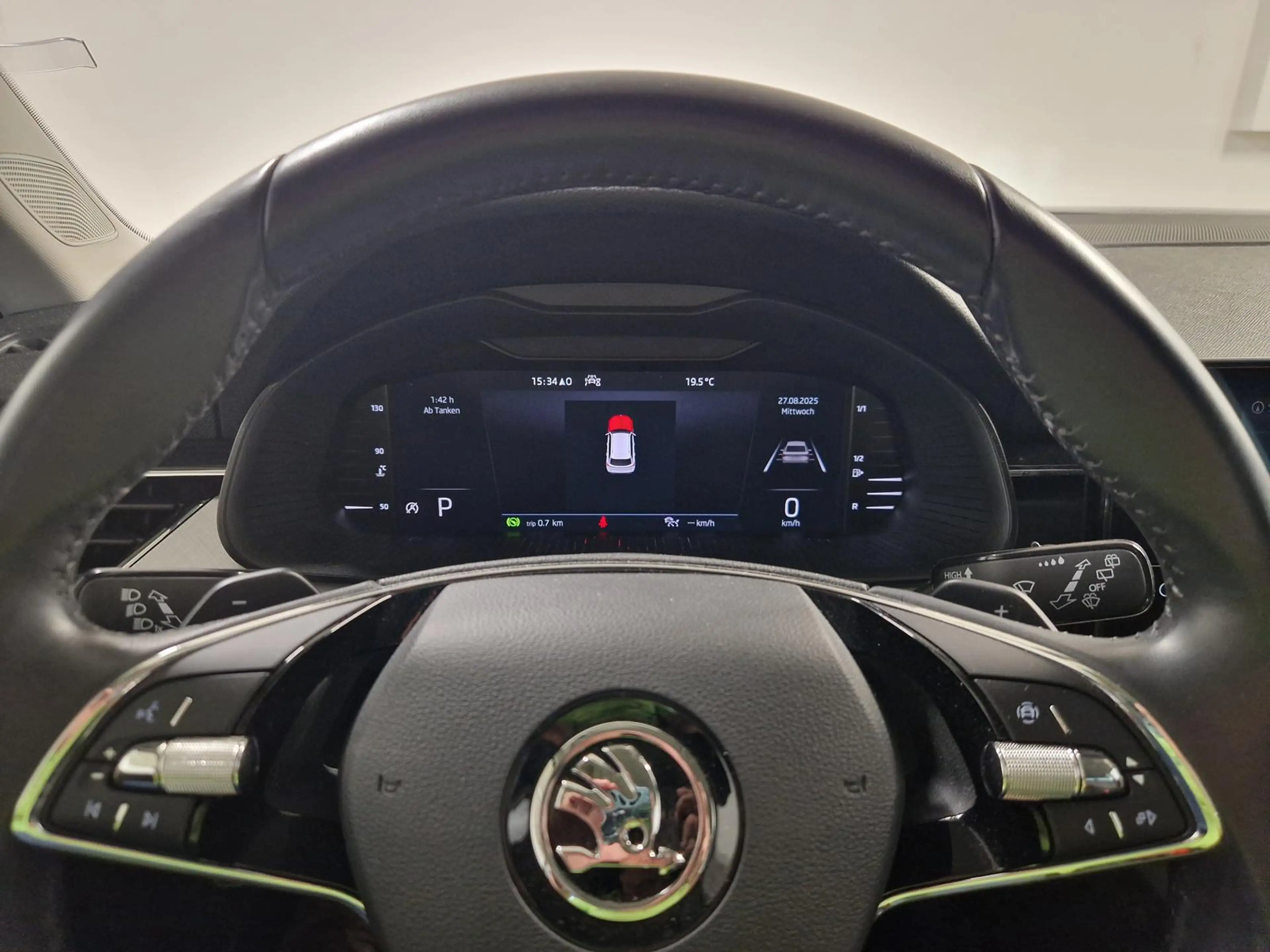 Skoda Kamiq Tour 1.0 TSI DSG RFK Navi PDC v+h. — photo 14