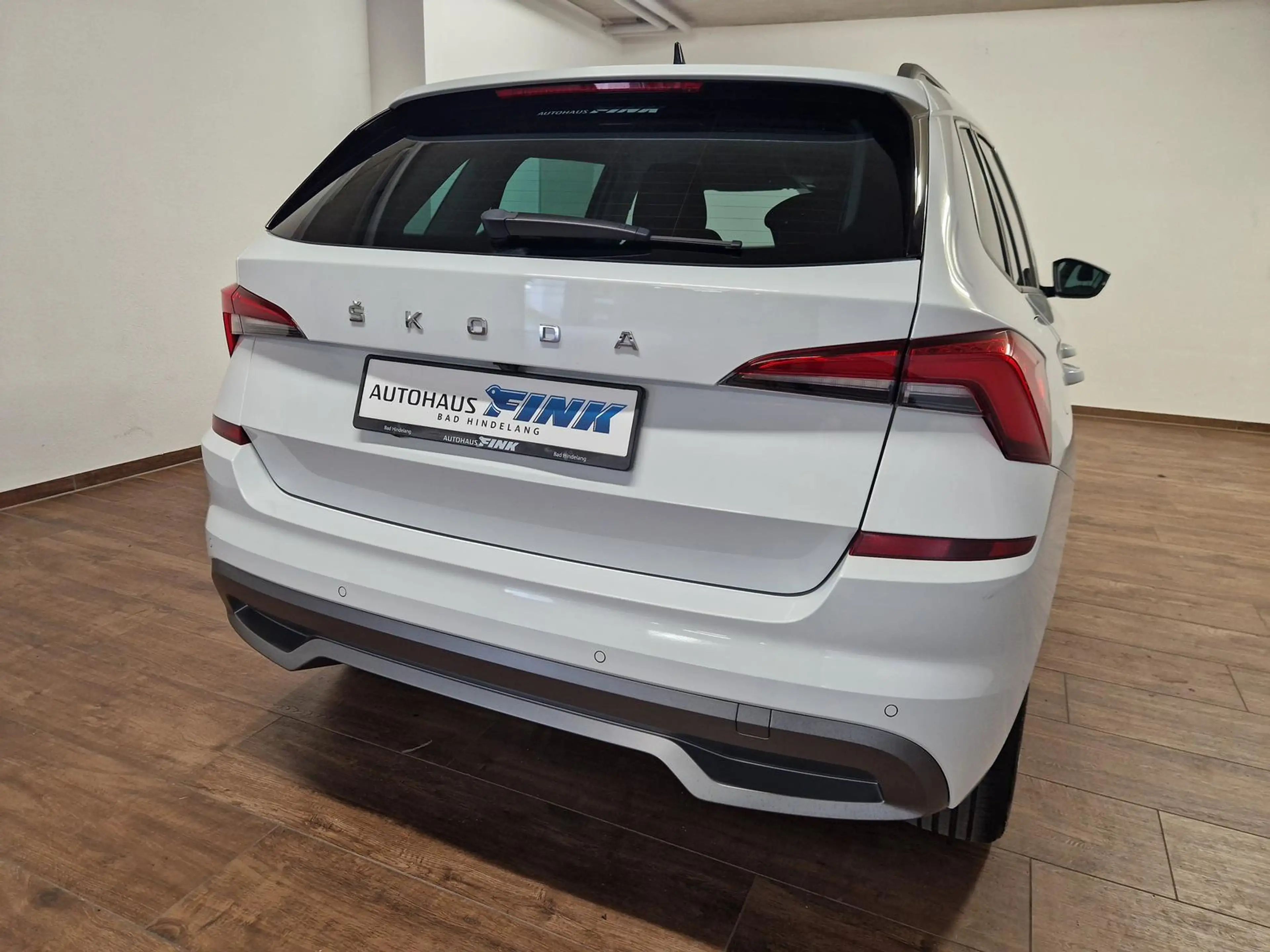 Skoda Kamiq Tour 1.0 TSI DSG RFK Navi PDC v+h. — photo 6