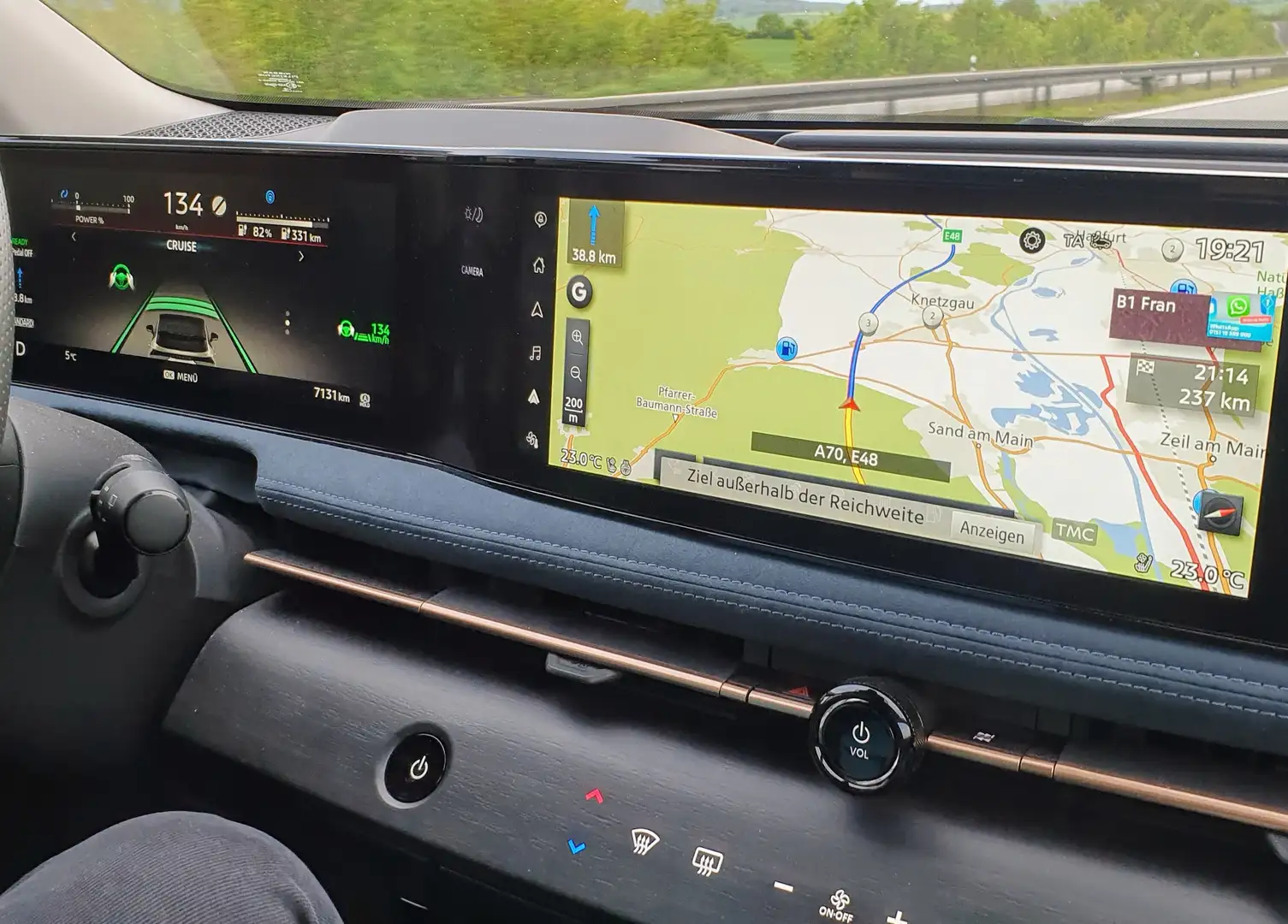 Nissan Ariya Ariya 87 kWh Evolve Pack Weiß - 2