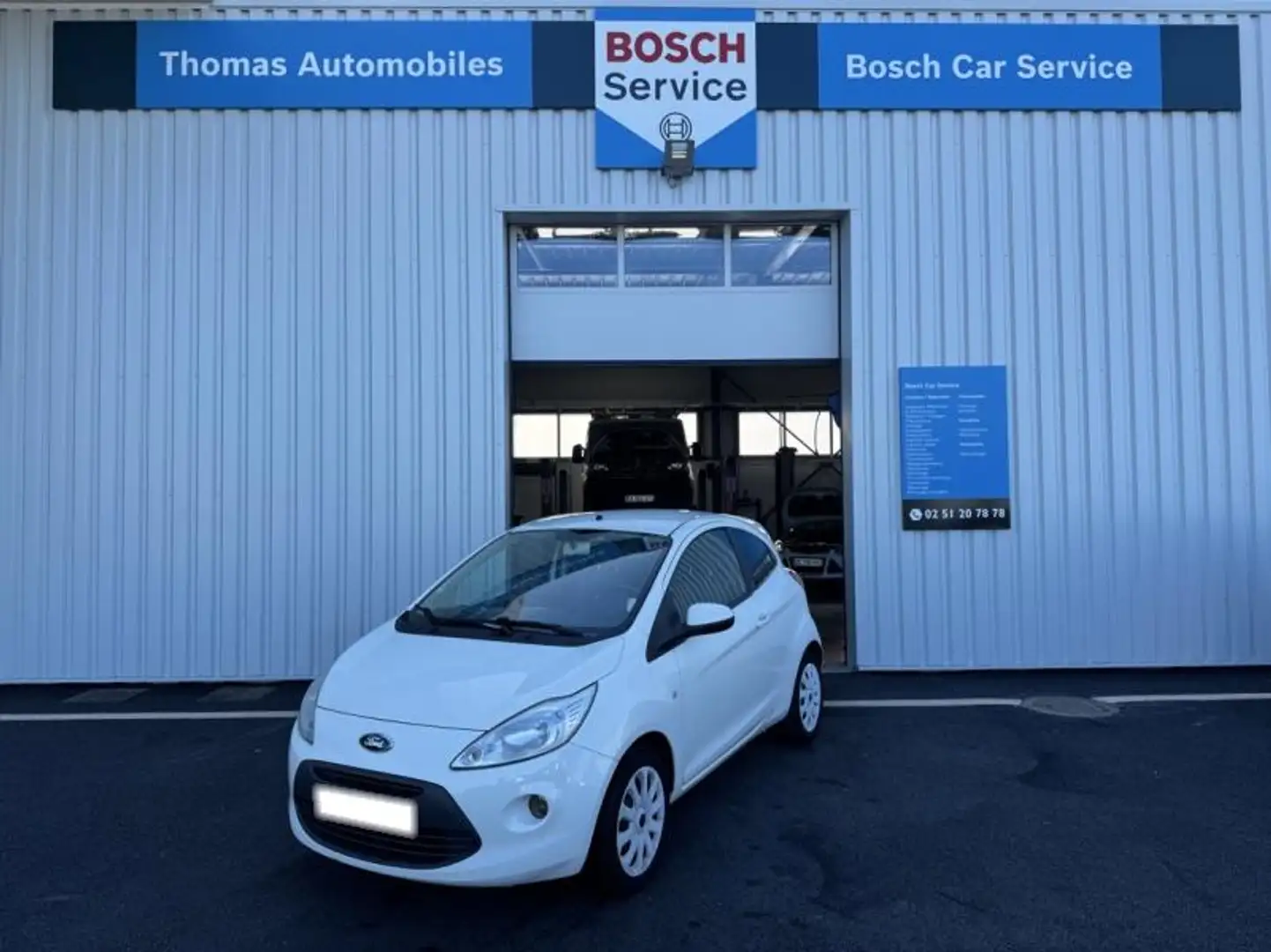 Ford M 1.2 69ch Stop\u0026Start Titanium Weiß - 1