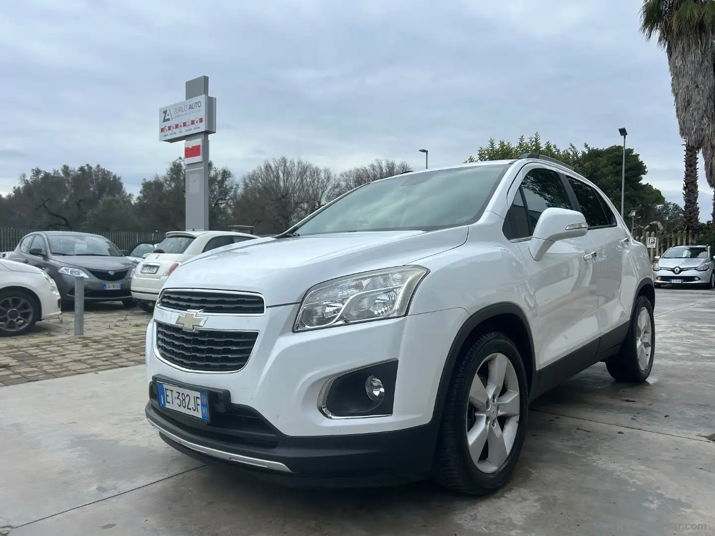 Chevrolet Trax 1.7D FWD LTZ Bianco - 1