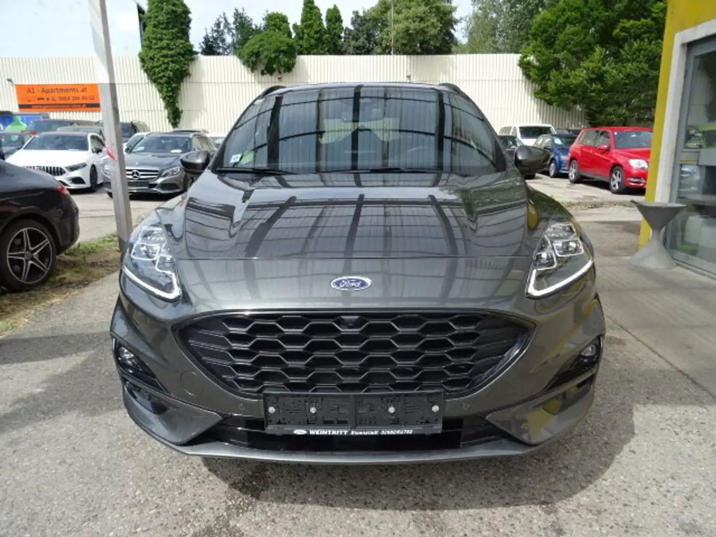 Ford Kuga 2,5 Duratec PHEV ST-Line X Aut. Grau - 2