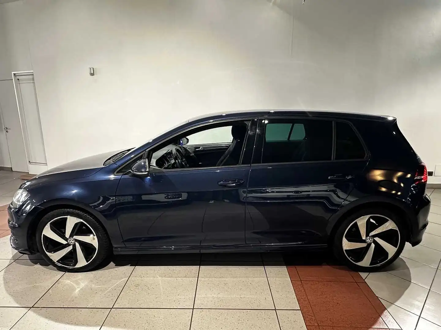 Volkswagen Golf 7ª serie 1.6 TDI DSG 5p. R-LINE Blu/Azzurro - 2